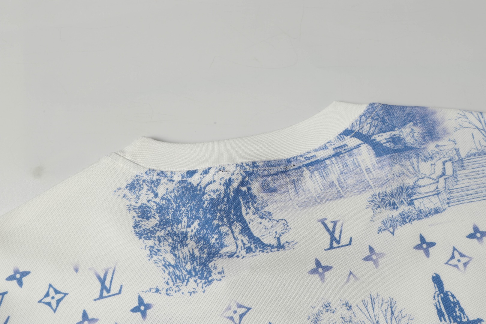 【LOUIS VUITTON】半袖 T シャツ