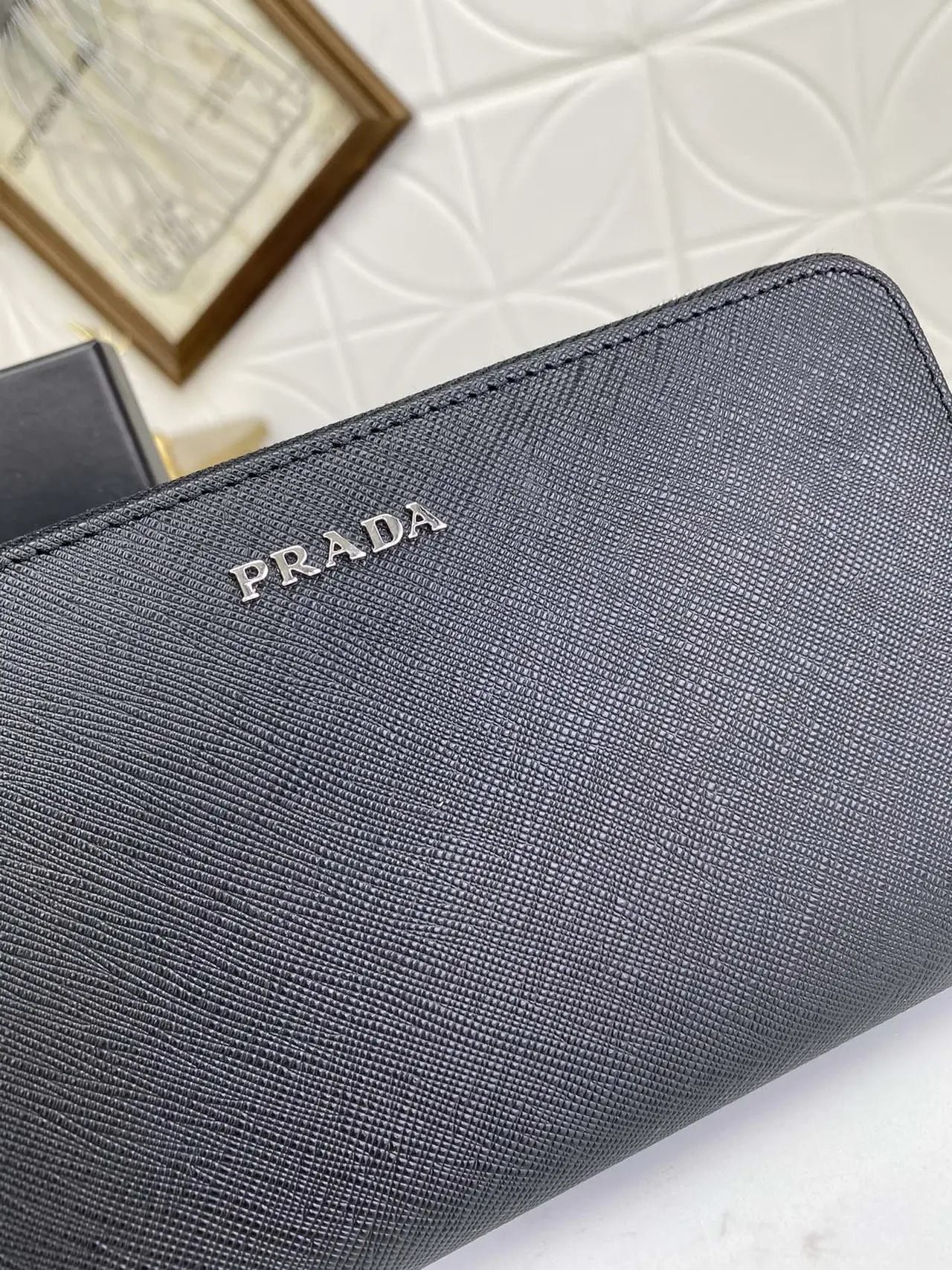 PRADA（プラダ） 財布 21x12cm