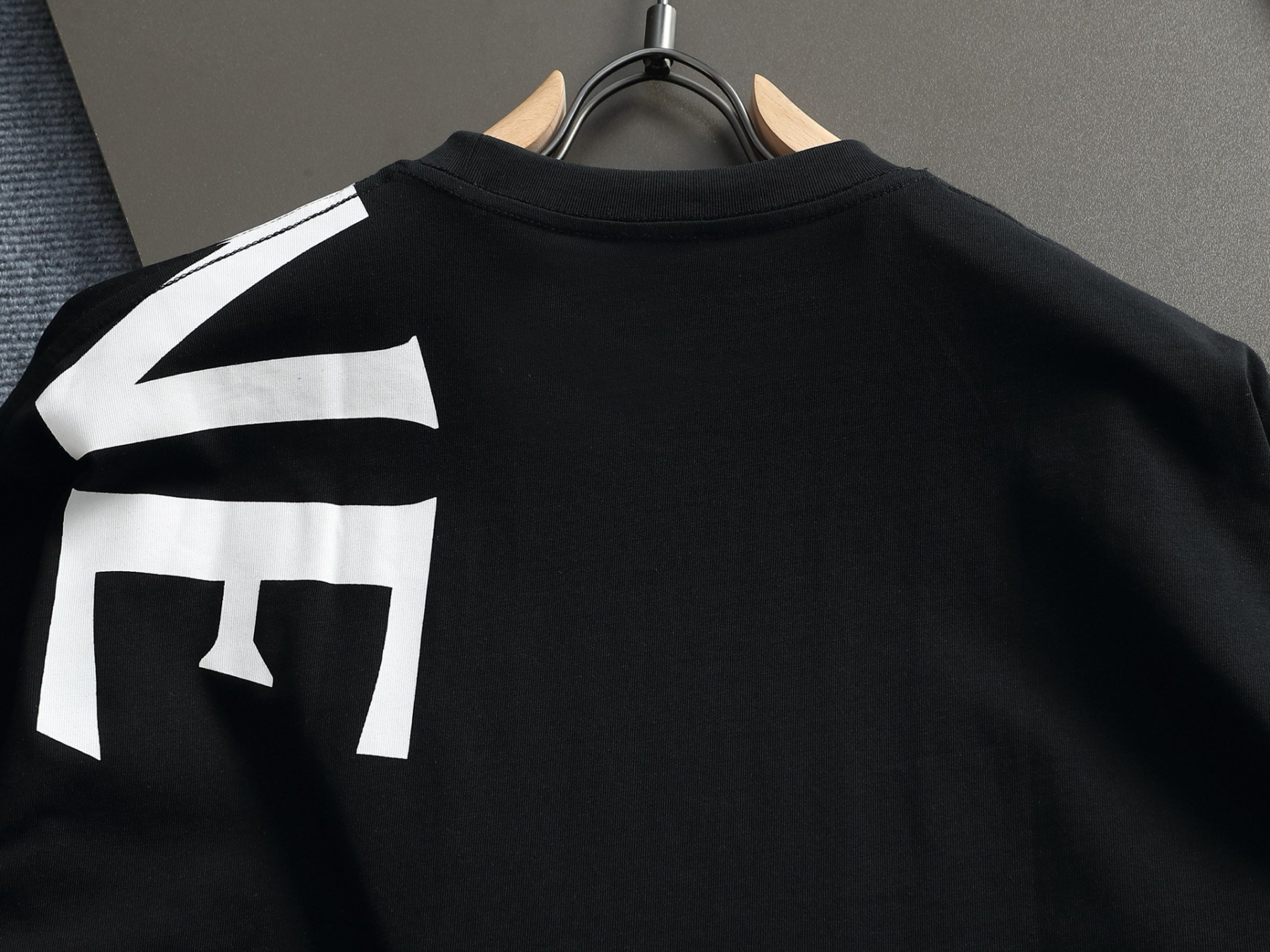 【LOEWE】半袖 T シャツ