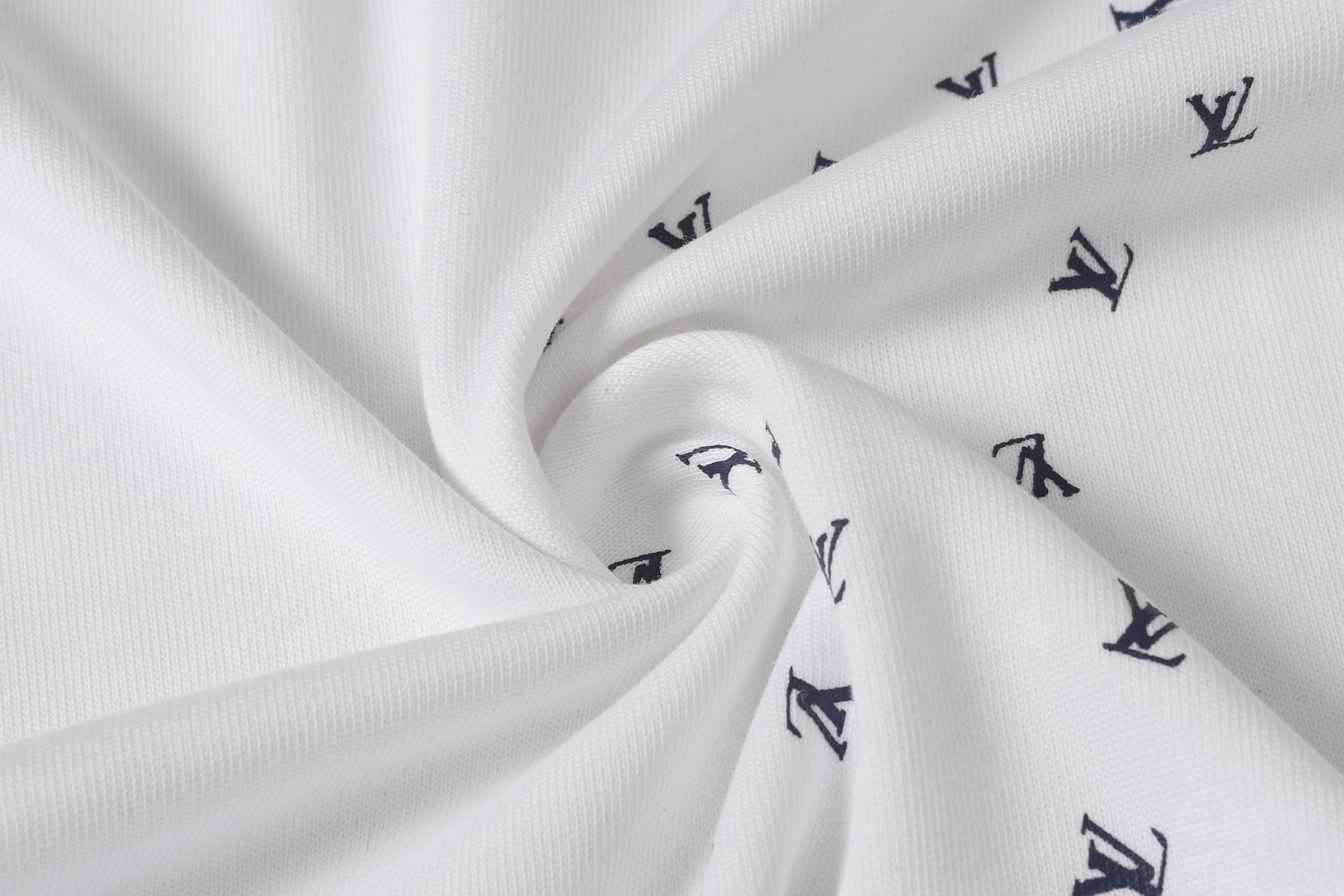 【LOUIS VUITTON】半袖 T シャツ