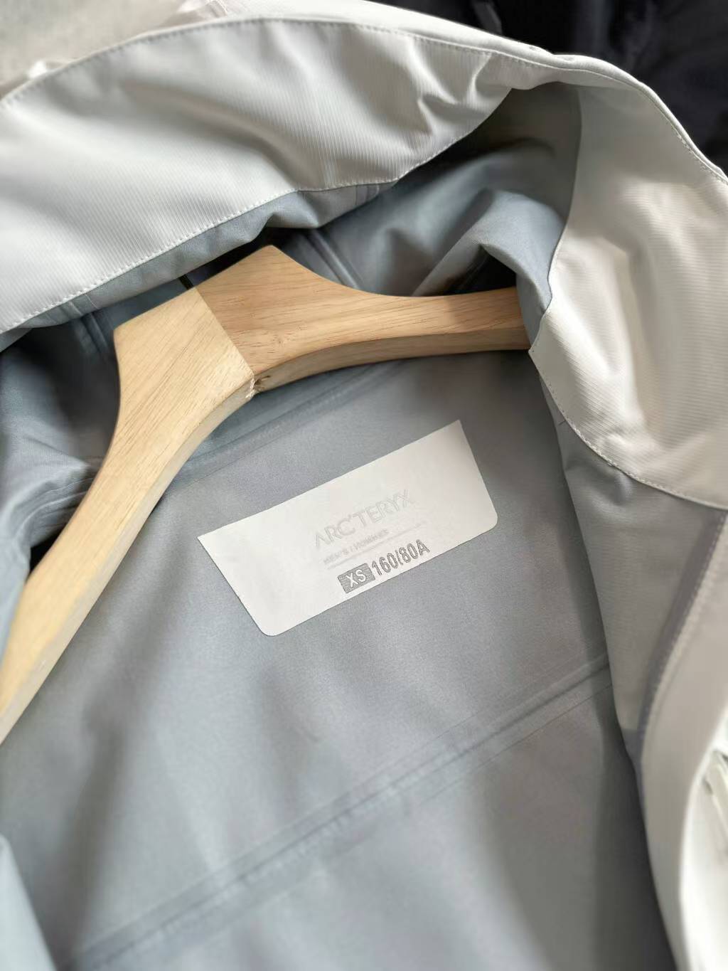 【ARC'TERYX】ジャケット
