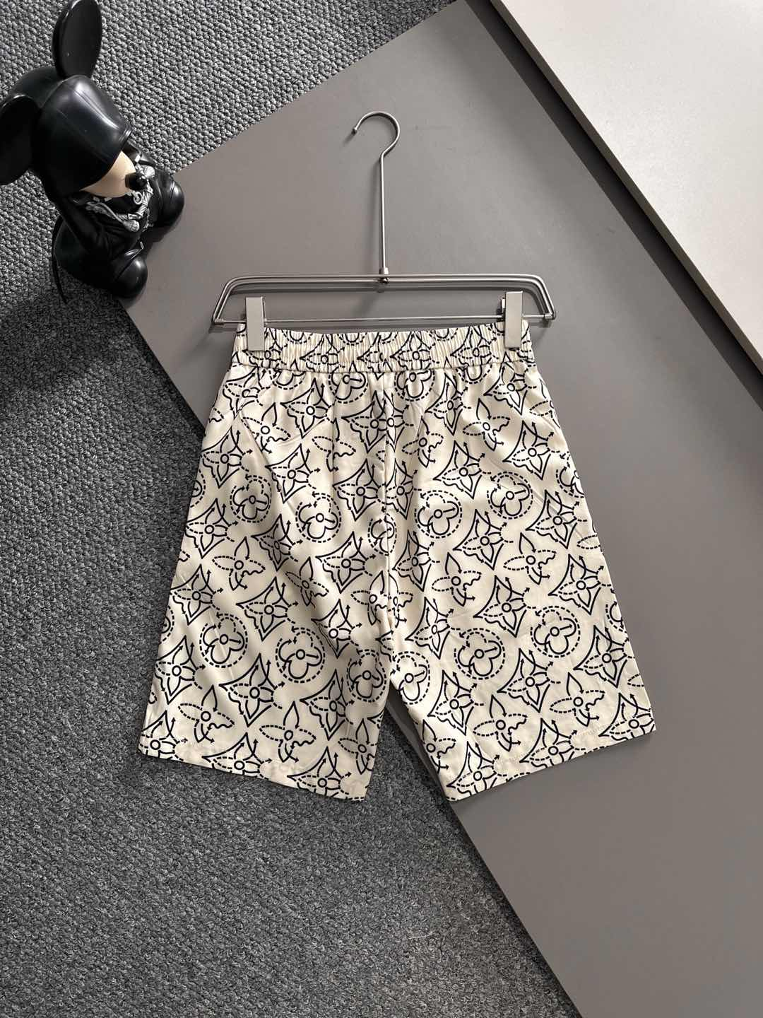 【LOUIS VUITTON】半袖シャツショートパンツ セットアップ