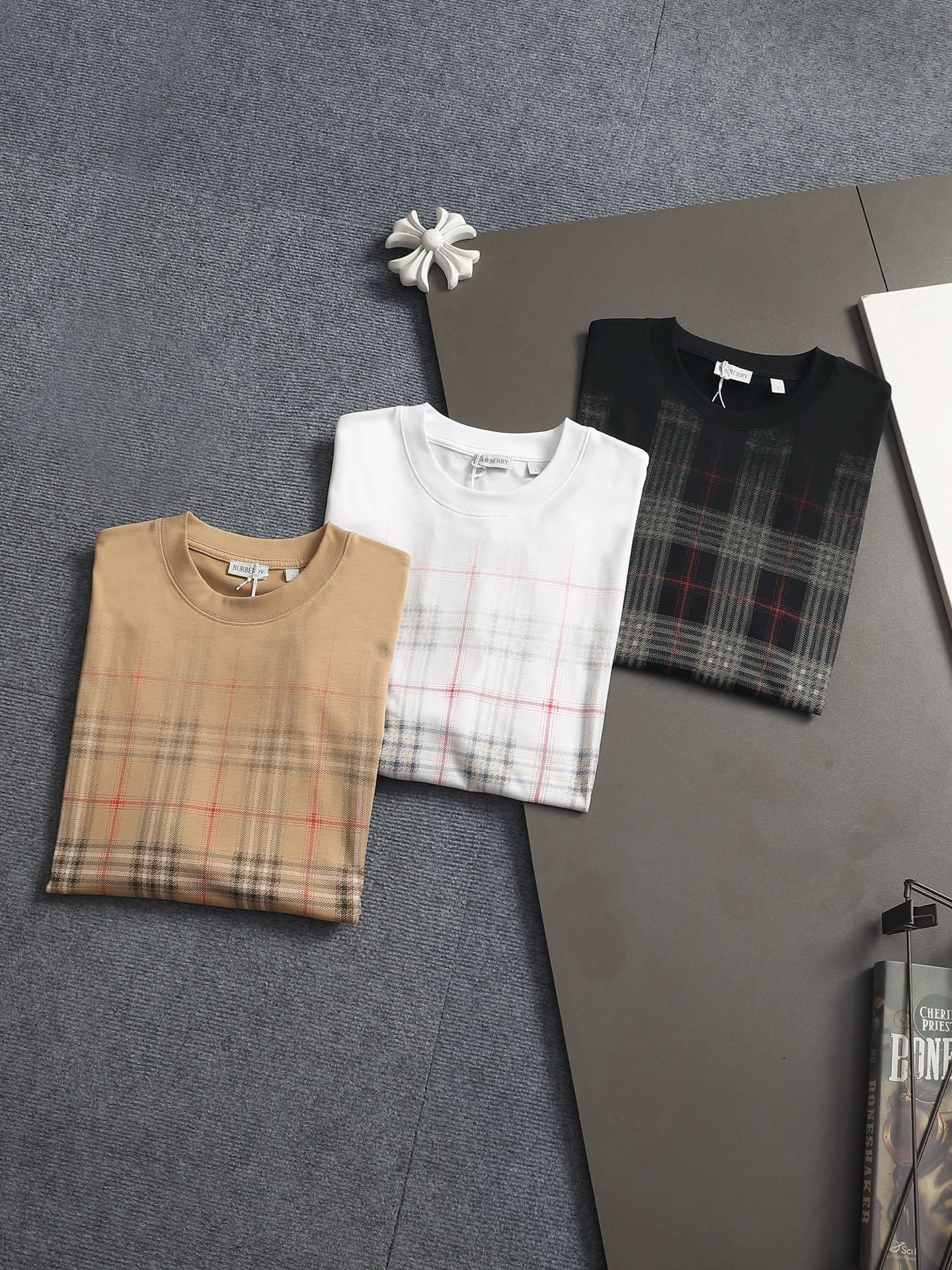  【BURBERRY】半袖 T シャツ