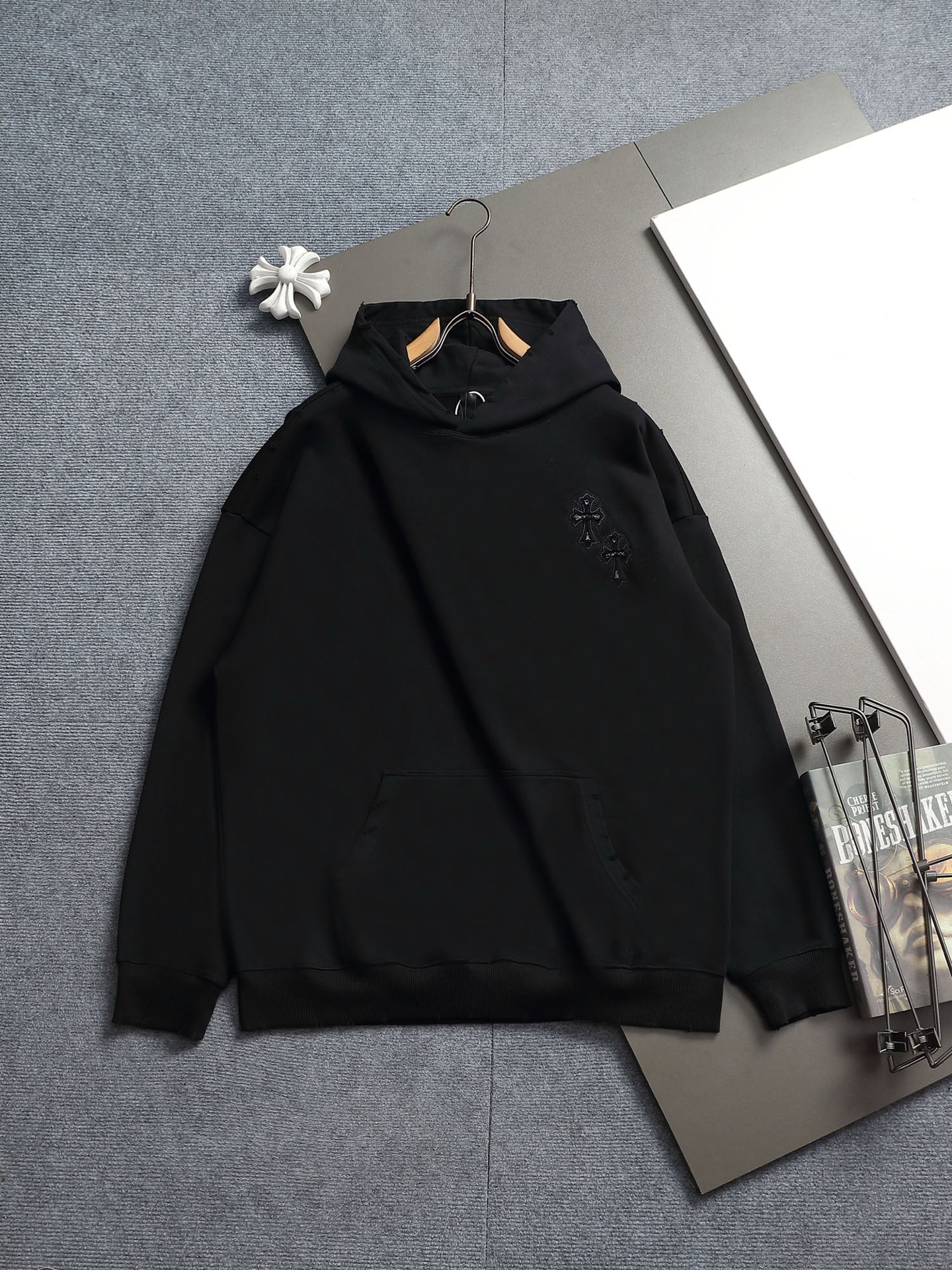 【CHROME HEARTS】クロムハーツ パーカー