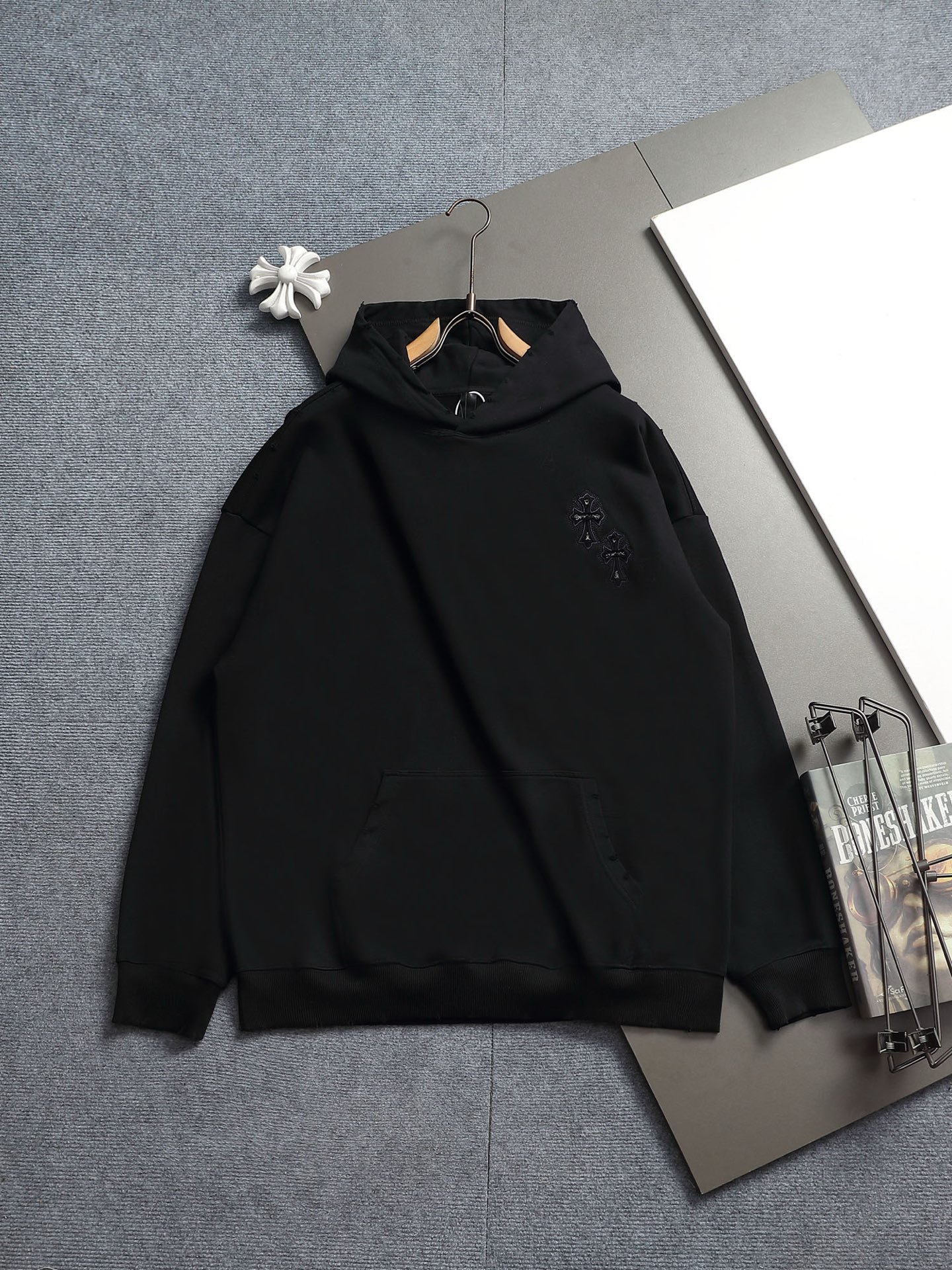 【CHROME HEARTS】クロムハーツ パーカー