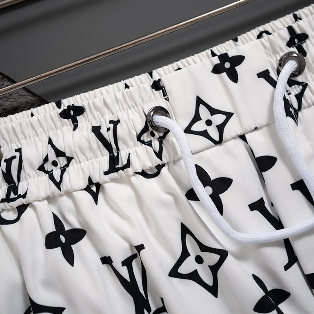 【LOUIS VUITTON】ショートパンツ