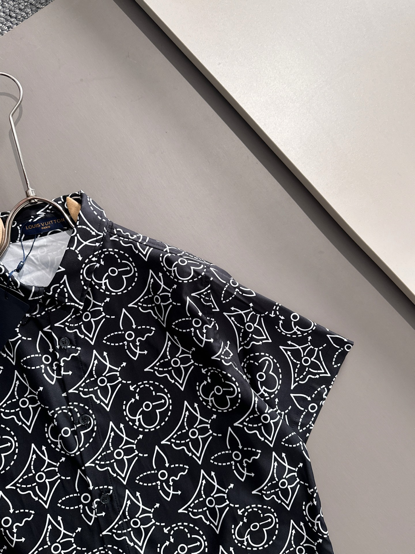 【LOUIS VUITTON】半袖シャツショートパンツ セットアップ