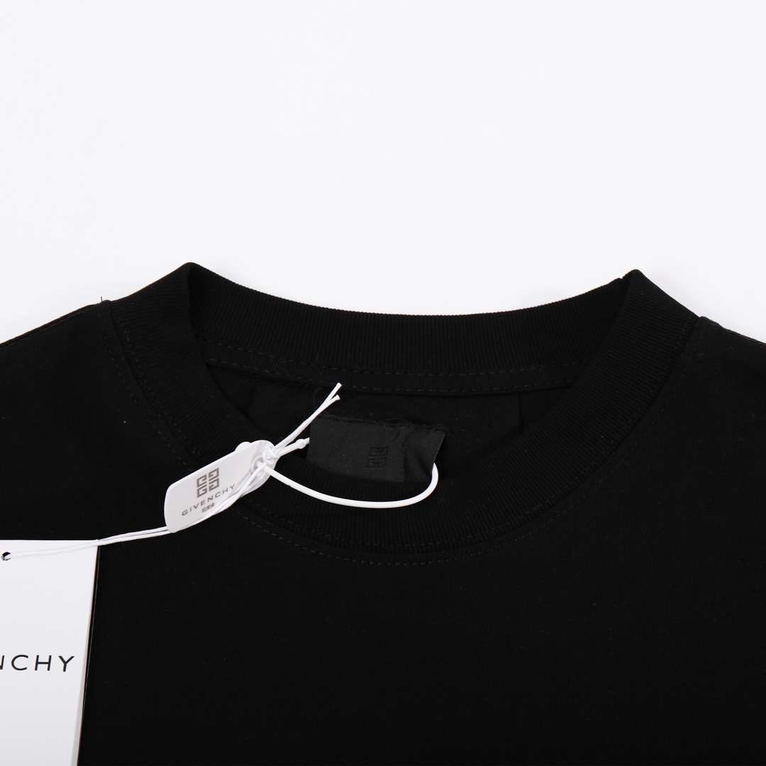 【GIVENCHY 公式旗艦店】 ジバンシー Tシャツ ご好評に付き再入荷！