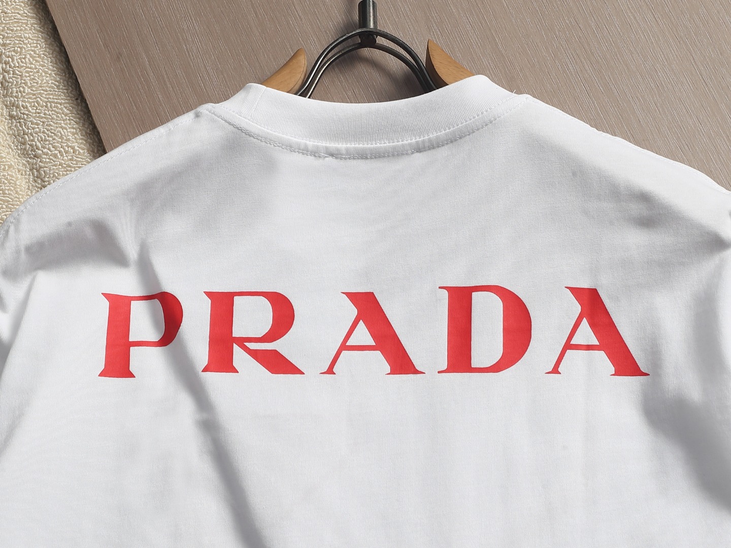 【PRADA】半袖 T シャツ