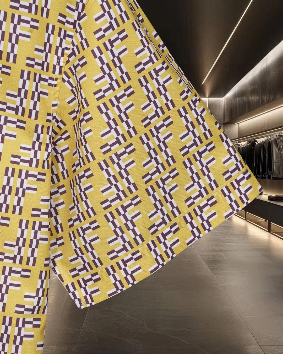 【FENDI】半袖シャツ