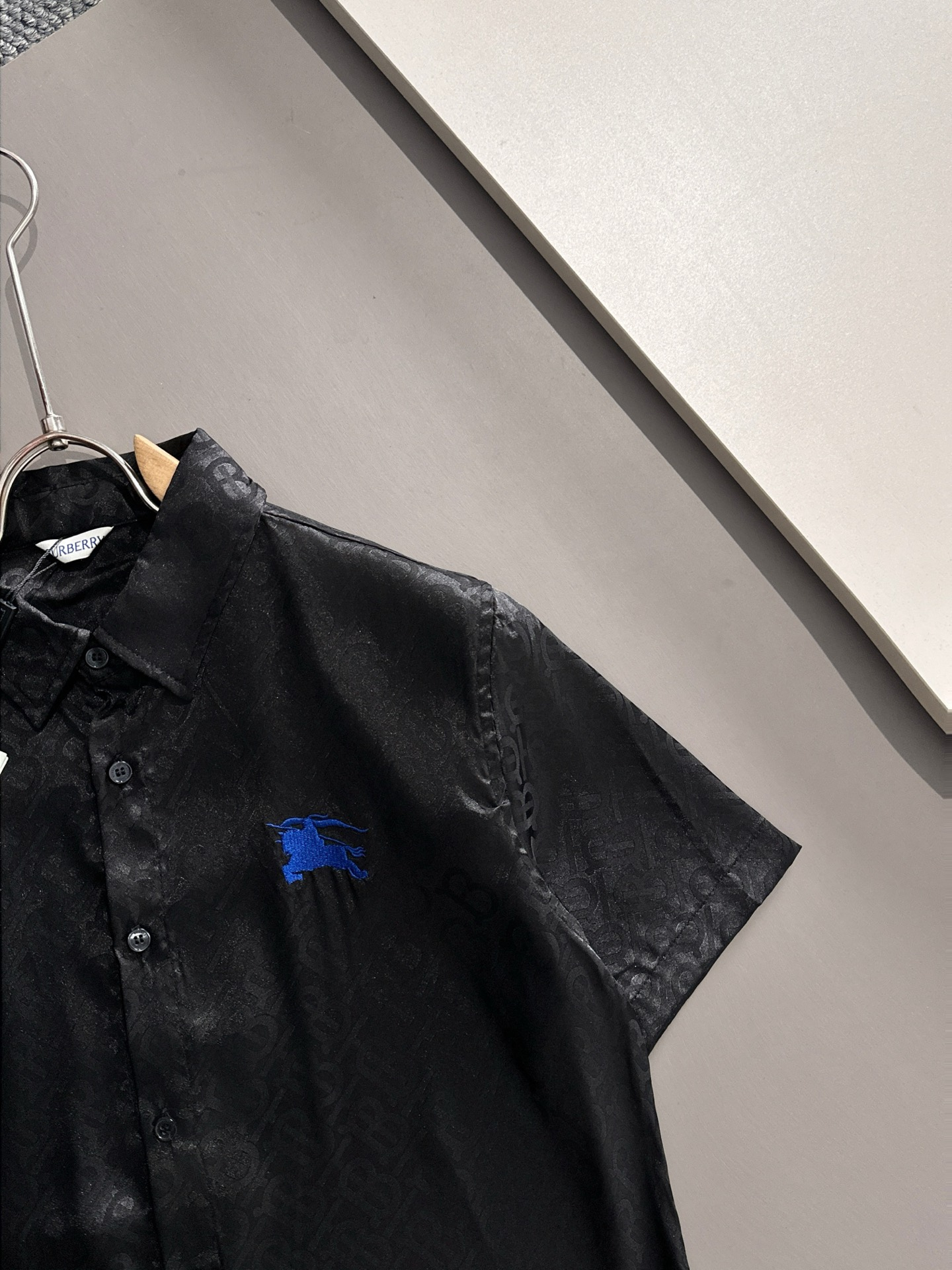 【BURBERRY】半袖シャツショートパンツ セットアップ