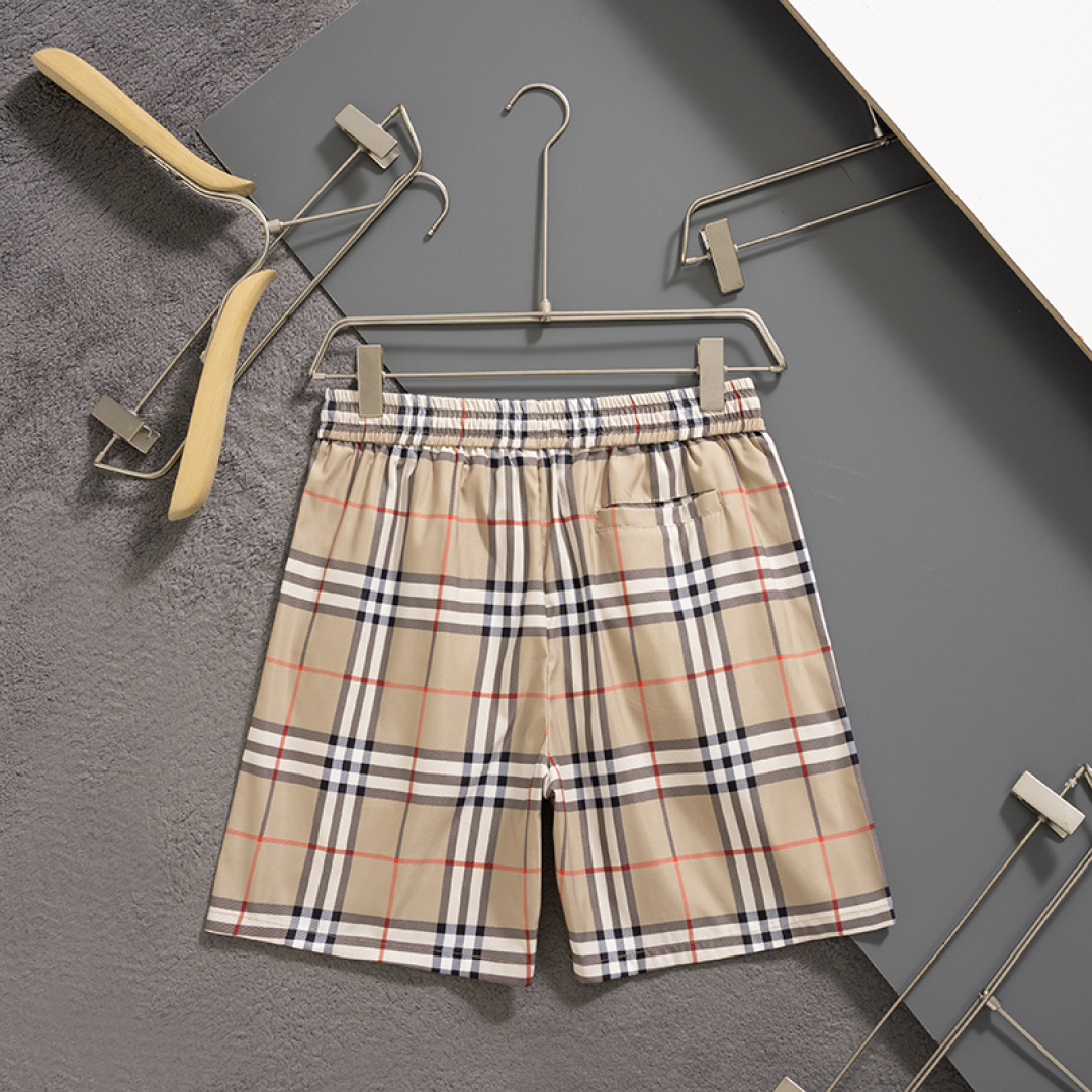 【BURBERRY】ショートパンツ