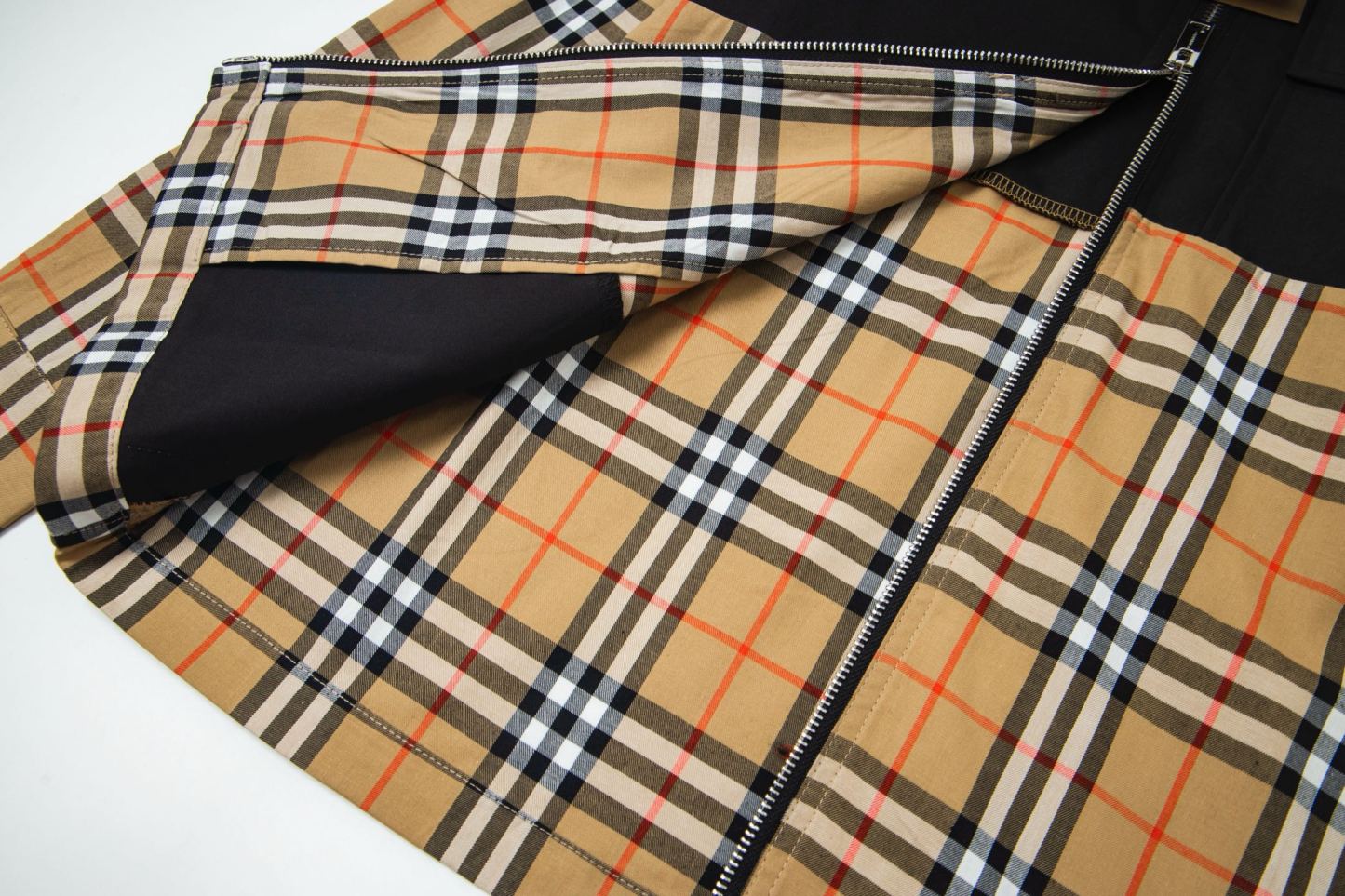 【BURBERRY】長袖シャツ