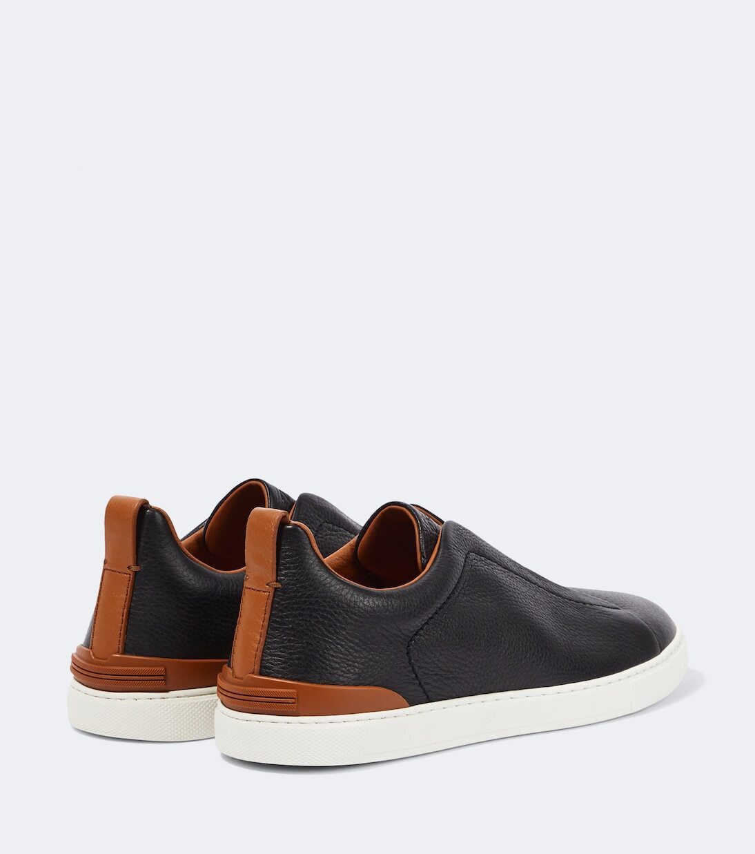 【ZEGNA】Triple StitchTMフルグレイン鹿革スリッポンスニーカー