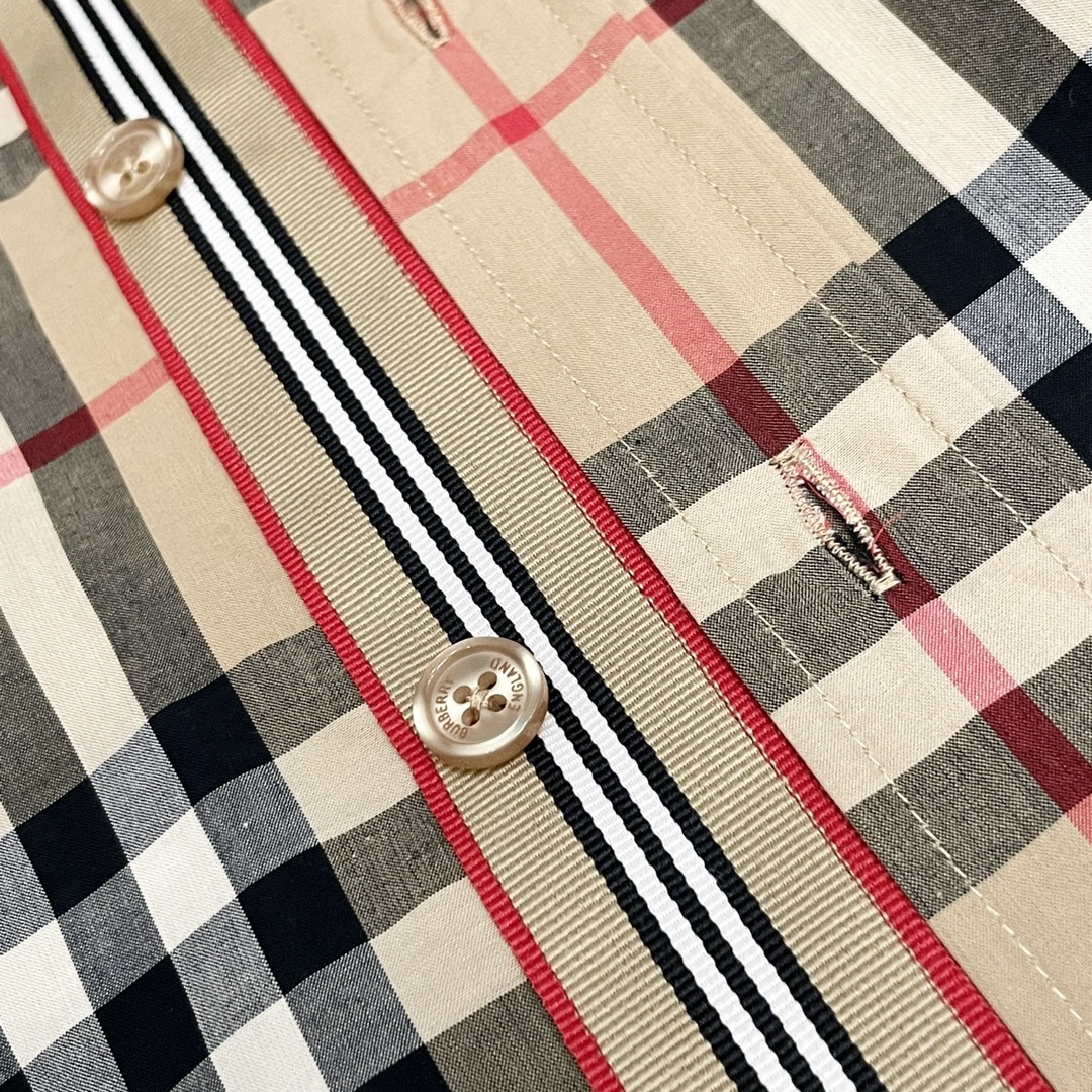 【BURBERRY】長袖シャツ