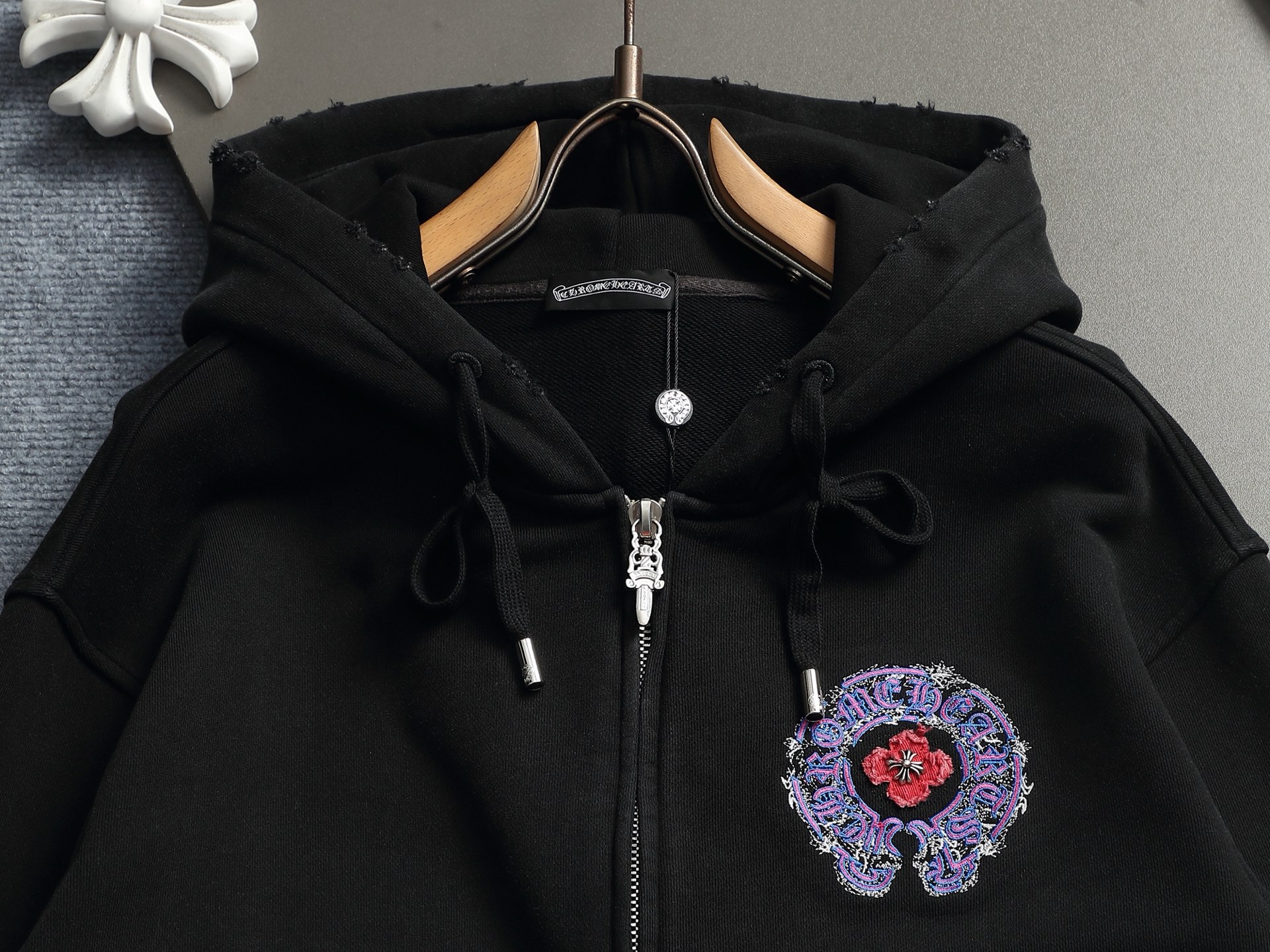 【CHROME HEARTS】クロムハーツ パーカー