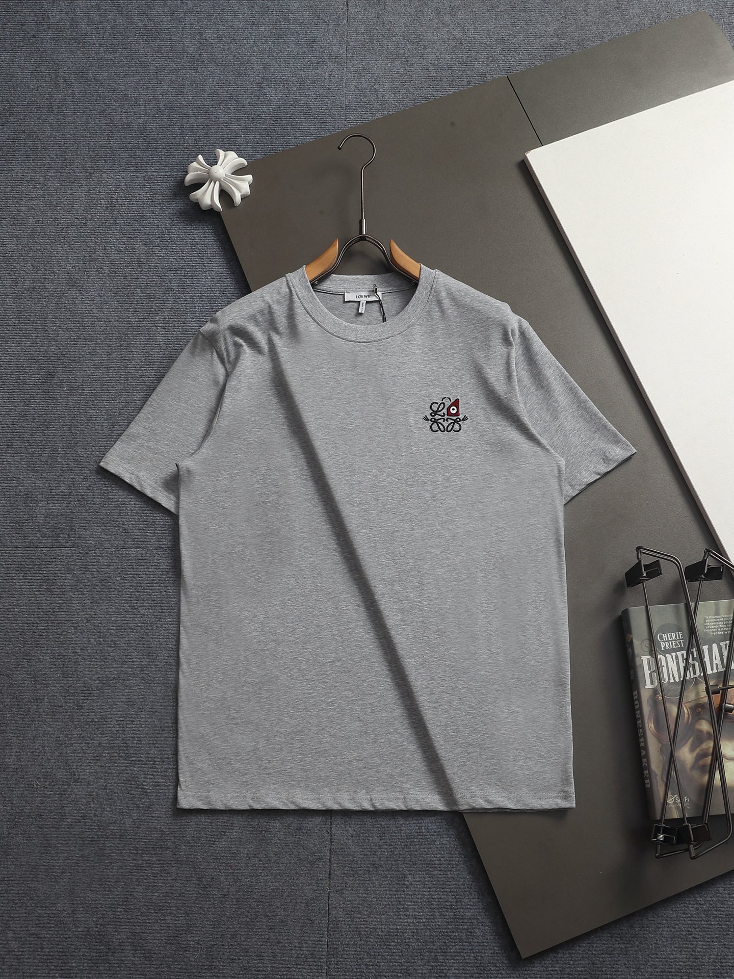 【LOEWE】半袖 T シャツ