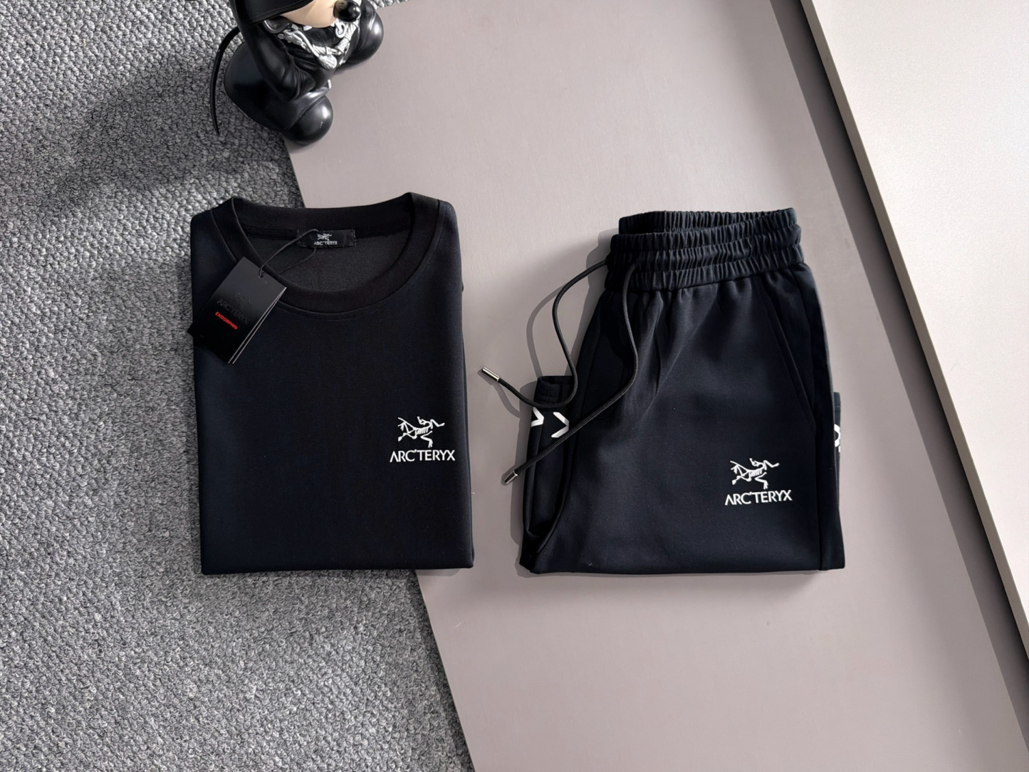 【ARC TERYX】半袖T シャツショートパンツ セットアップ