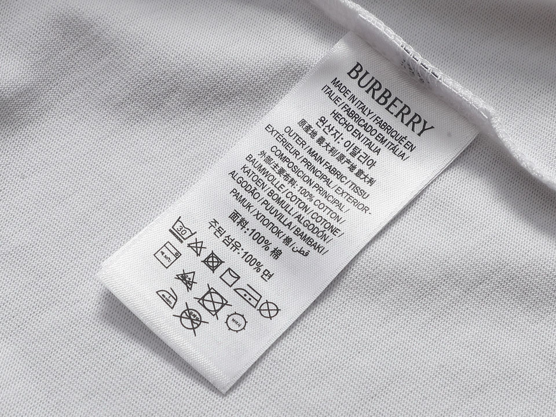  【BURBERRY】半袖 T シャツ