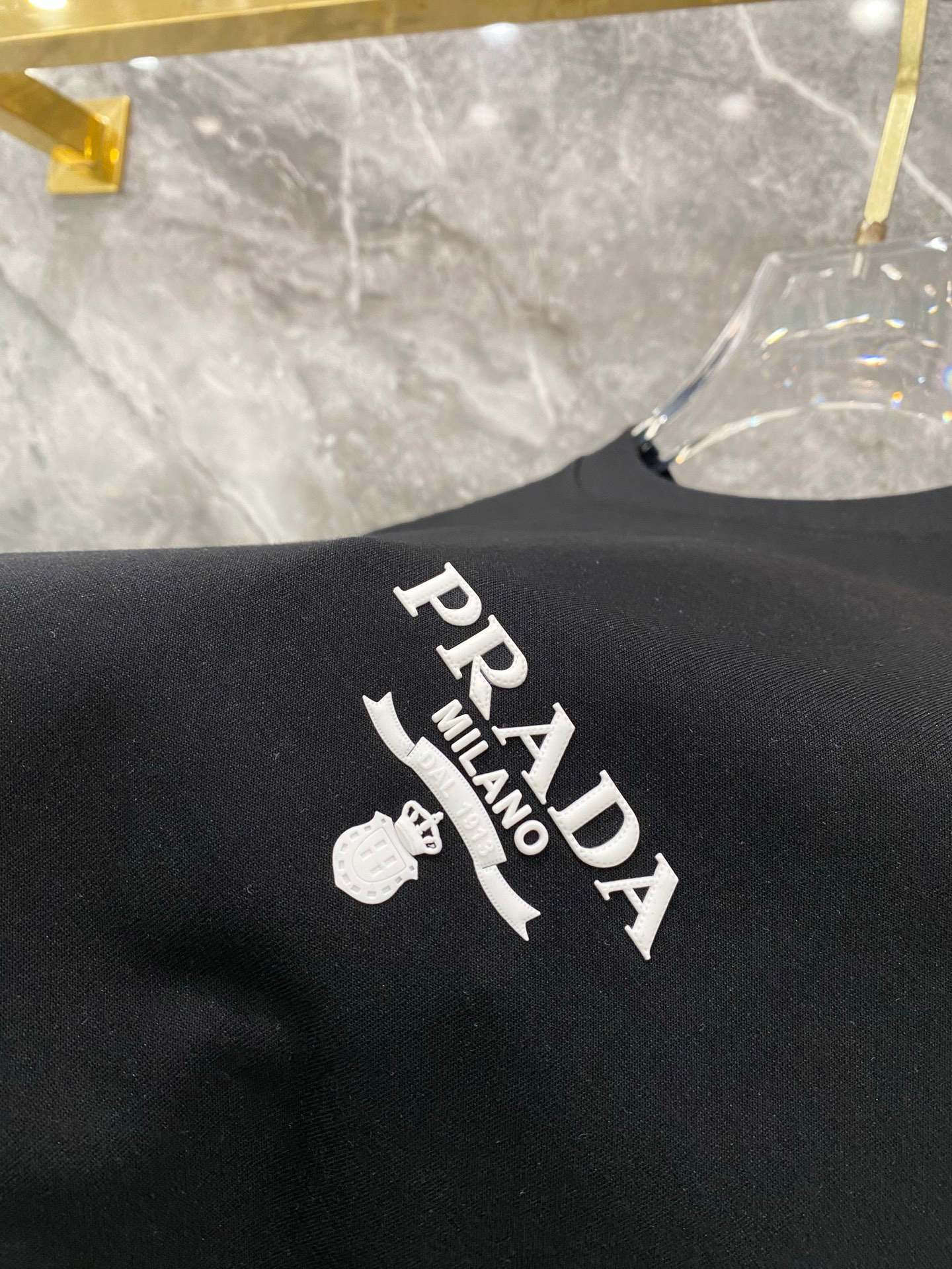 【PRADA】半袖T シャツショートパンツ セットアップ