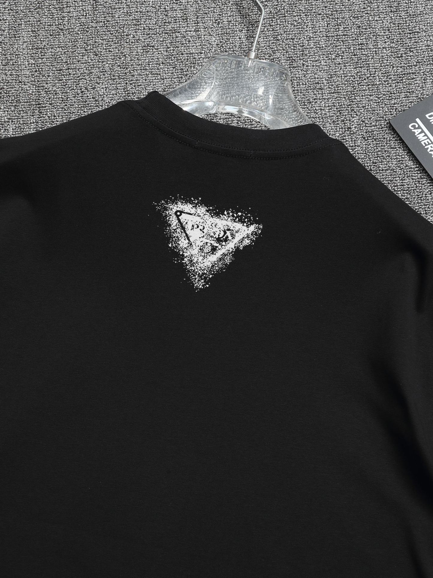 【PRADA】半袖 T シャツ