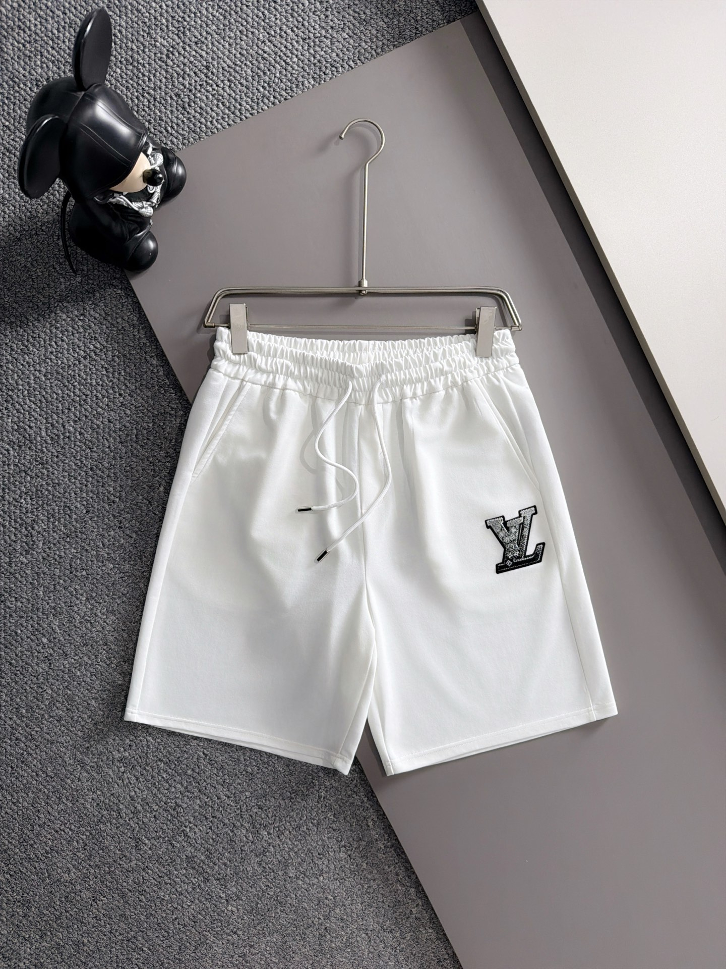 【LOUIS VUITTON】半袖T シャツショートパンツ セットアップ