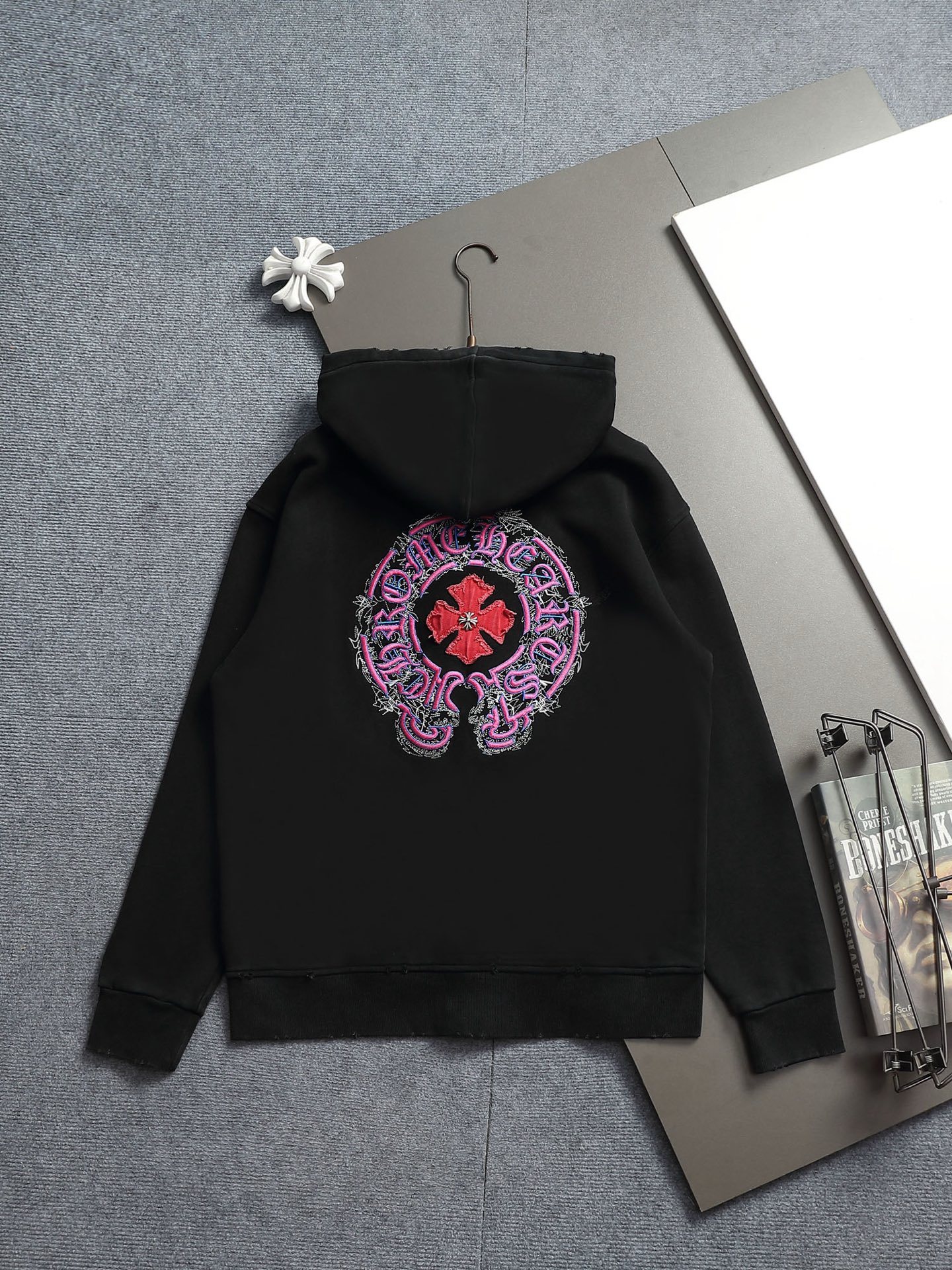 【CHROME HEARTS】クロムハーツ パーカー