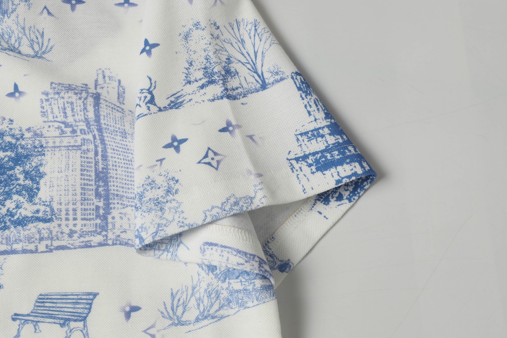 【LOUIS VUITTON】半袖 T シャツ