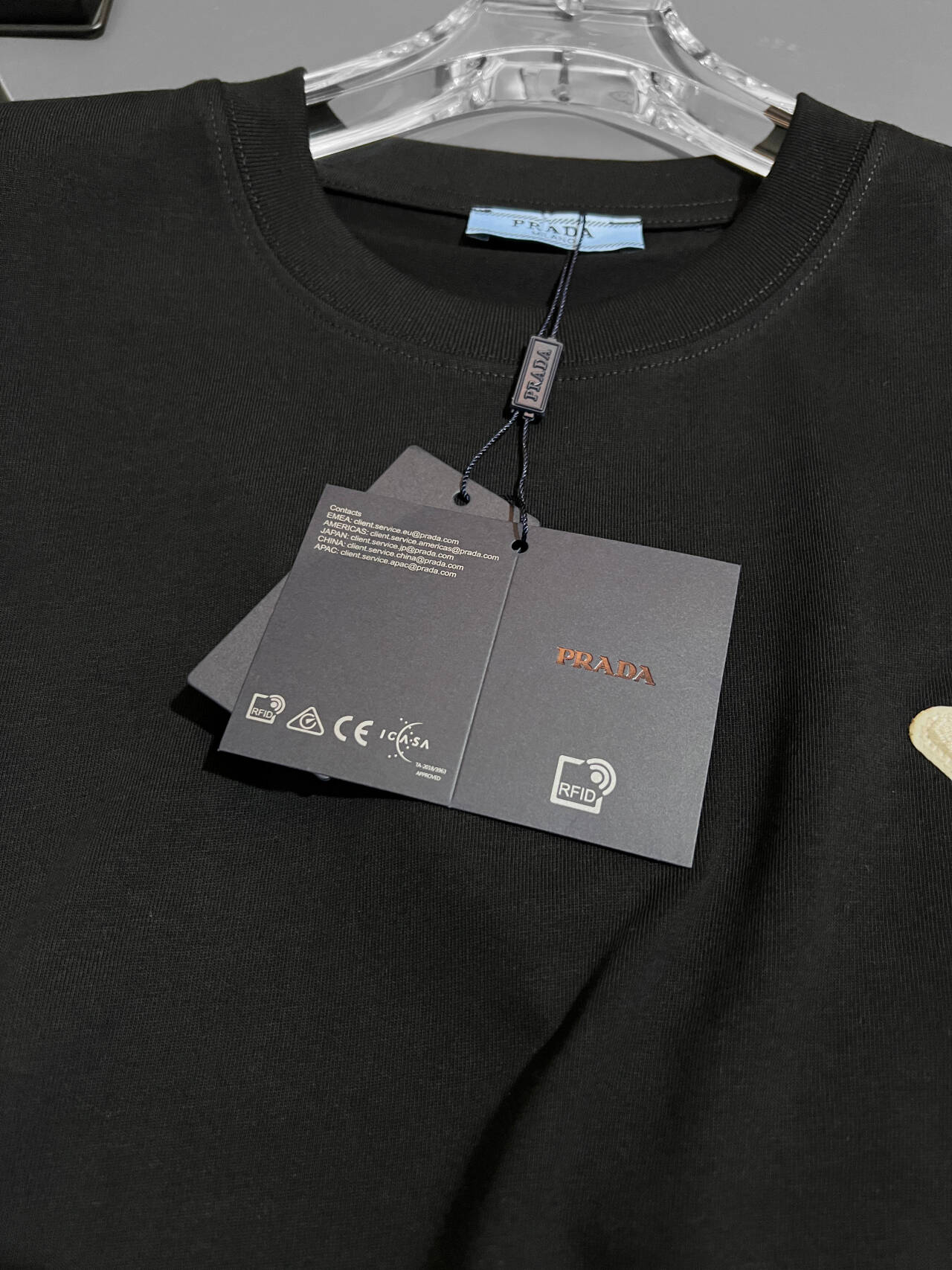 【PRADA】半袖 T シャツ