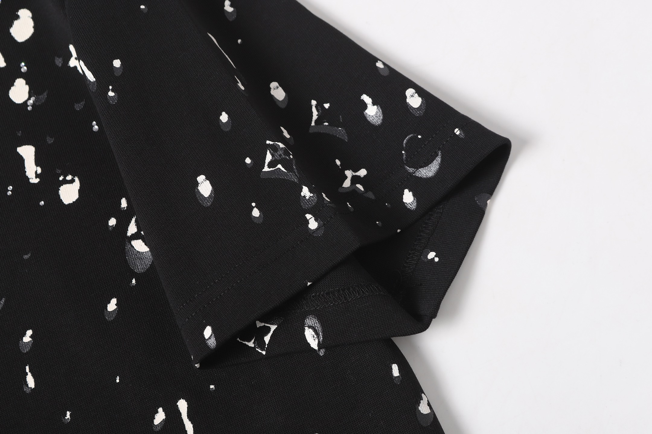 【LOUIS VUITTON】半袖 T シャツ