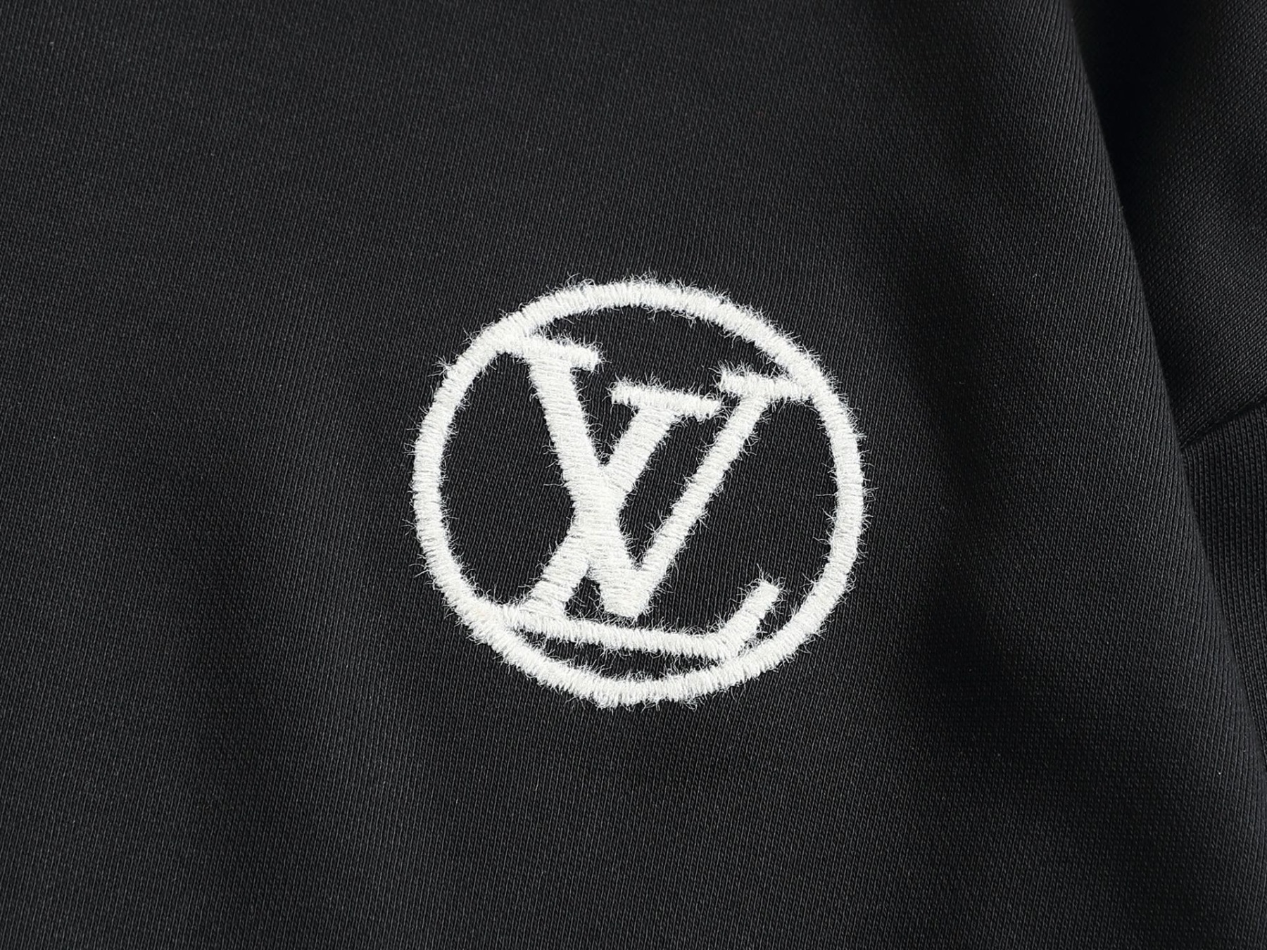 【LOUIS VUITTON】長袖 T シャツ