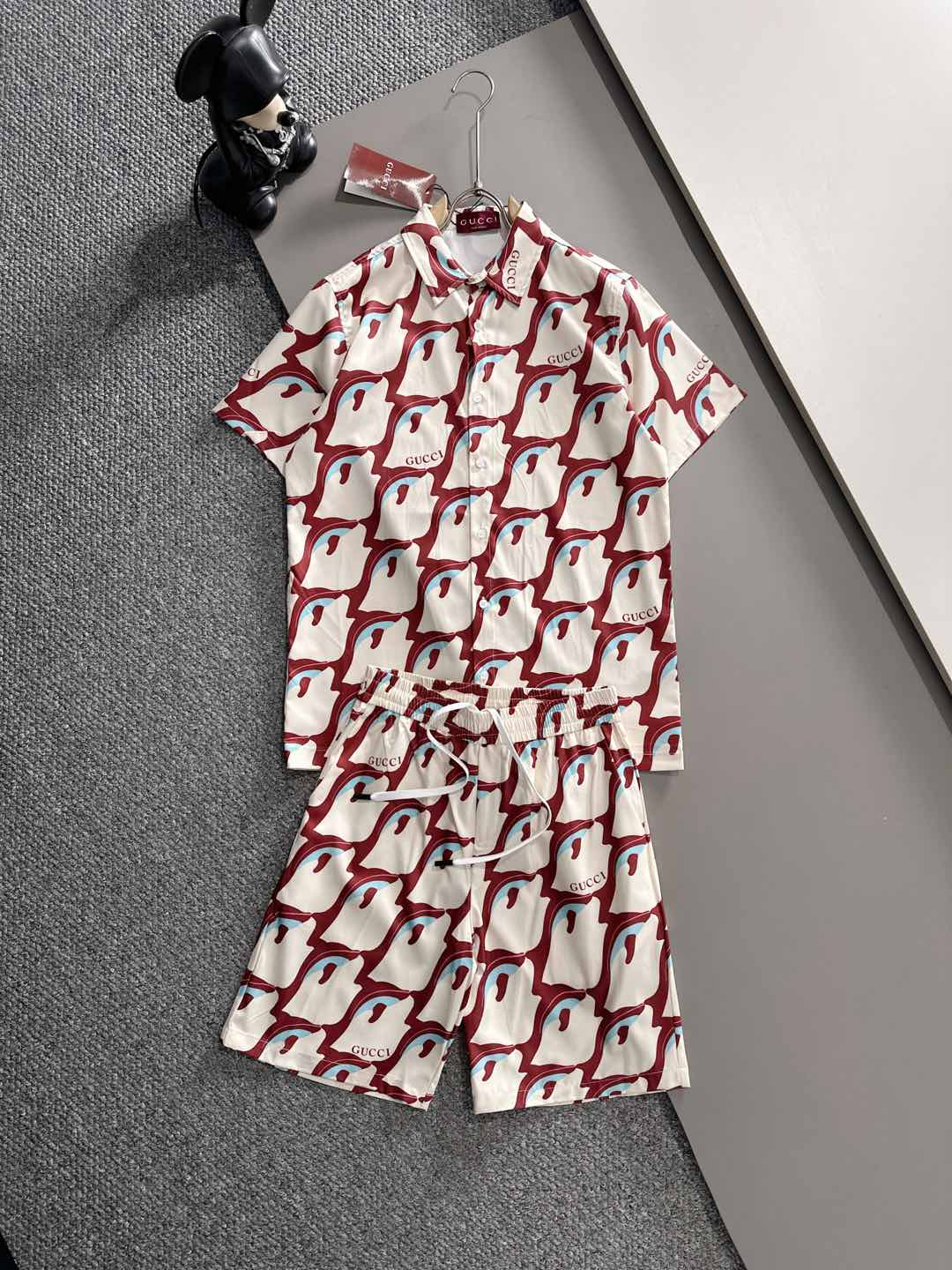 【GUCCI】半袖シャツショートパンツ セットアップ