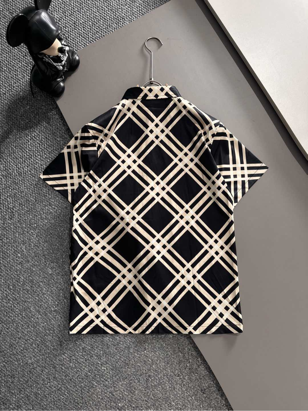 【BURBERRY】半袖シャツショートパンツ セットアップ