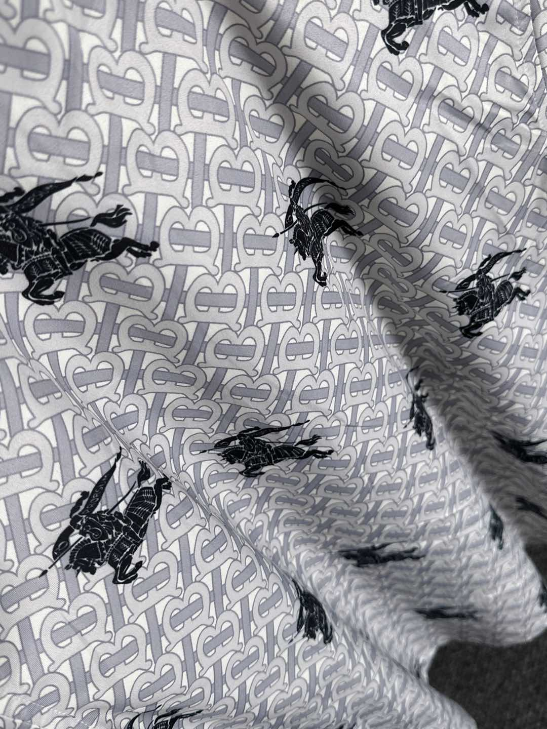 【BURBERRY】半袖シャツショートパンツ セットアップ