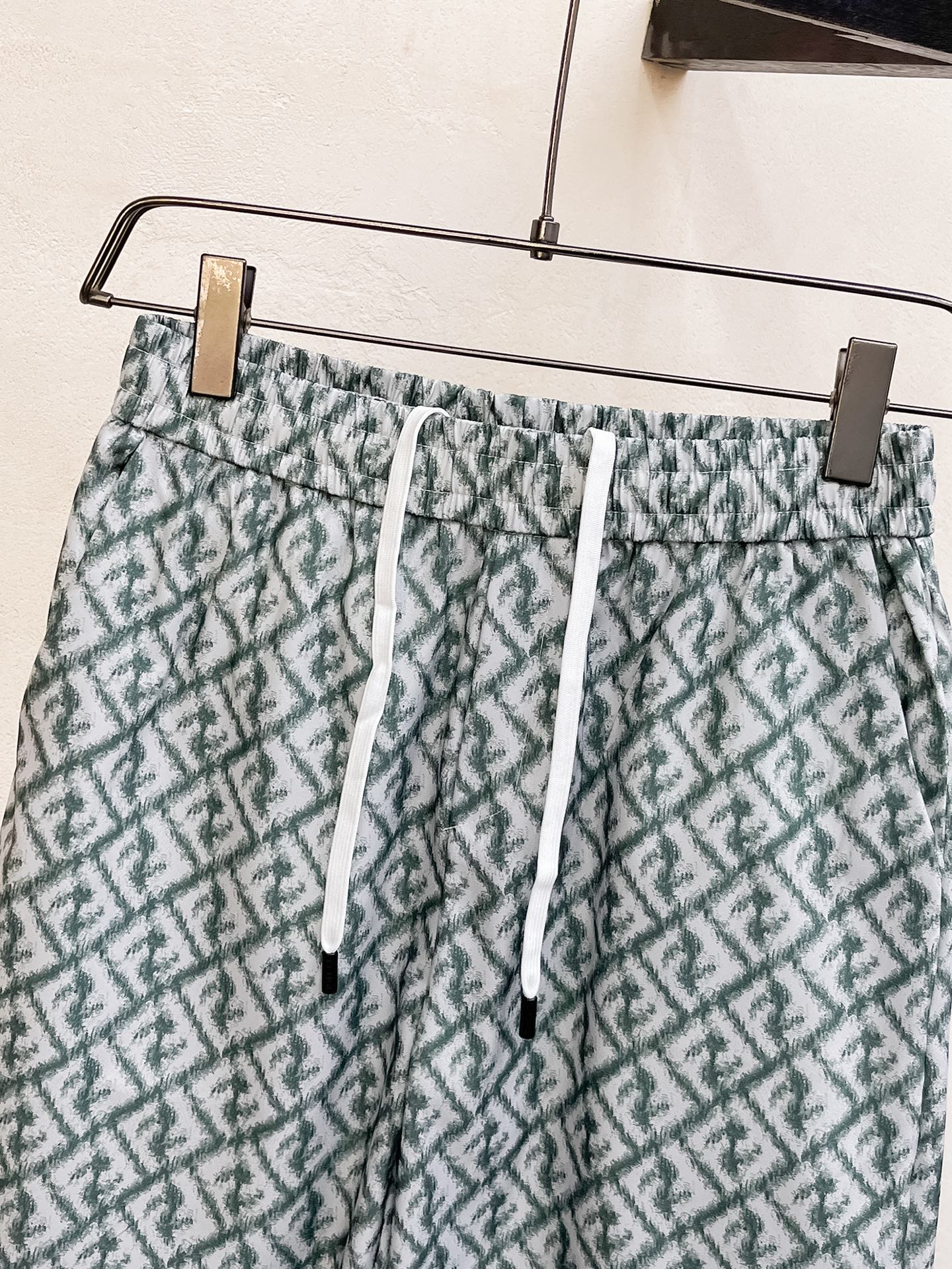 【FENDI】半袖シャツショートパンツ セットアップ