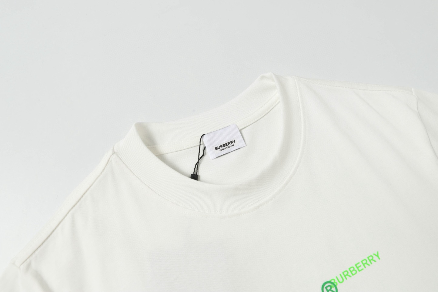 【BURBERRY】半袖 T シャツ