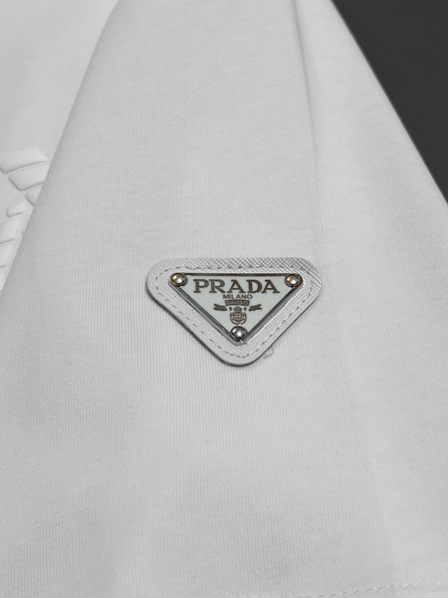 【PRADA】半袖 T シャツ