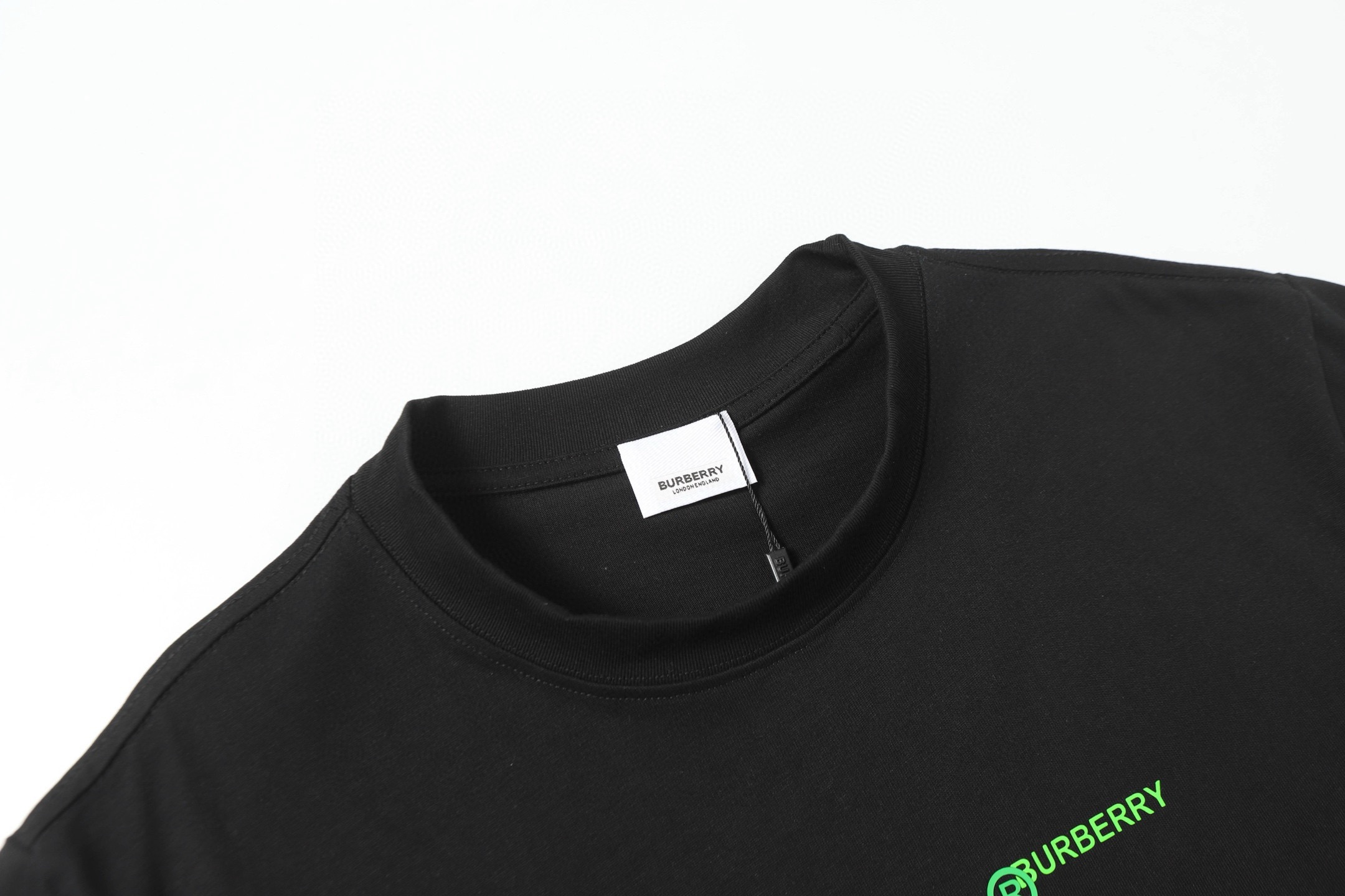 【BURBERRY】半袖 T シャツ