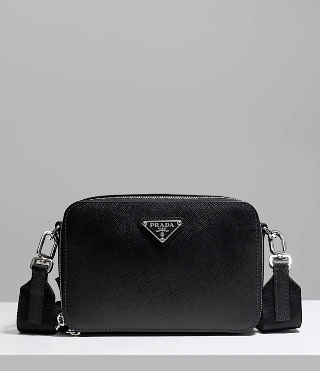 PRADA プラダ ブリック サフィアーノレザー バッグ