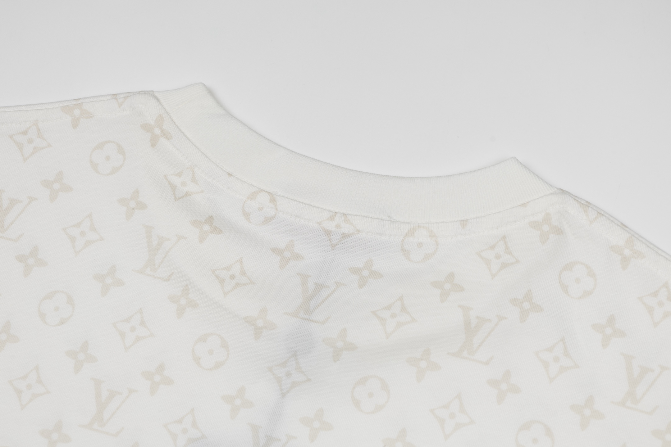 【LOUIS VUITTON】半袖 T シャツ