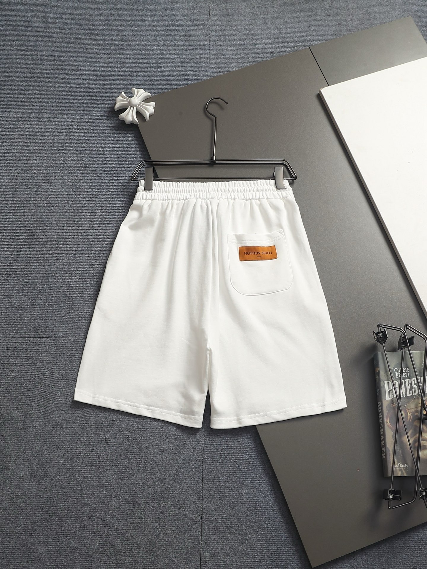 【LOUIS VUITTON】ショートパンツ