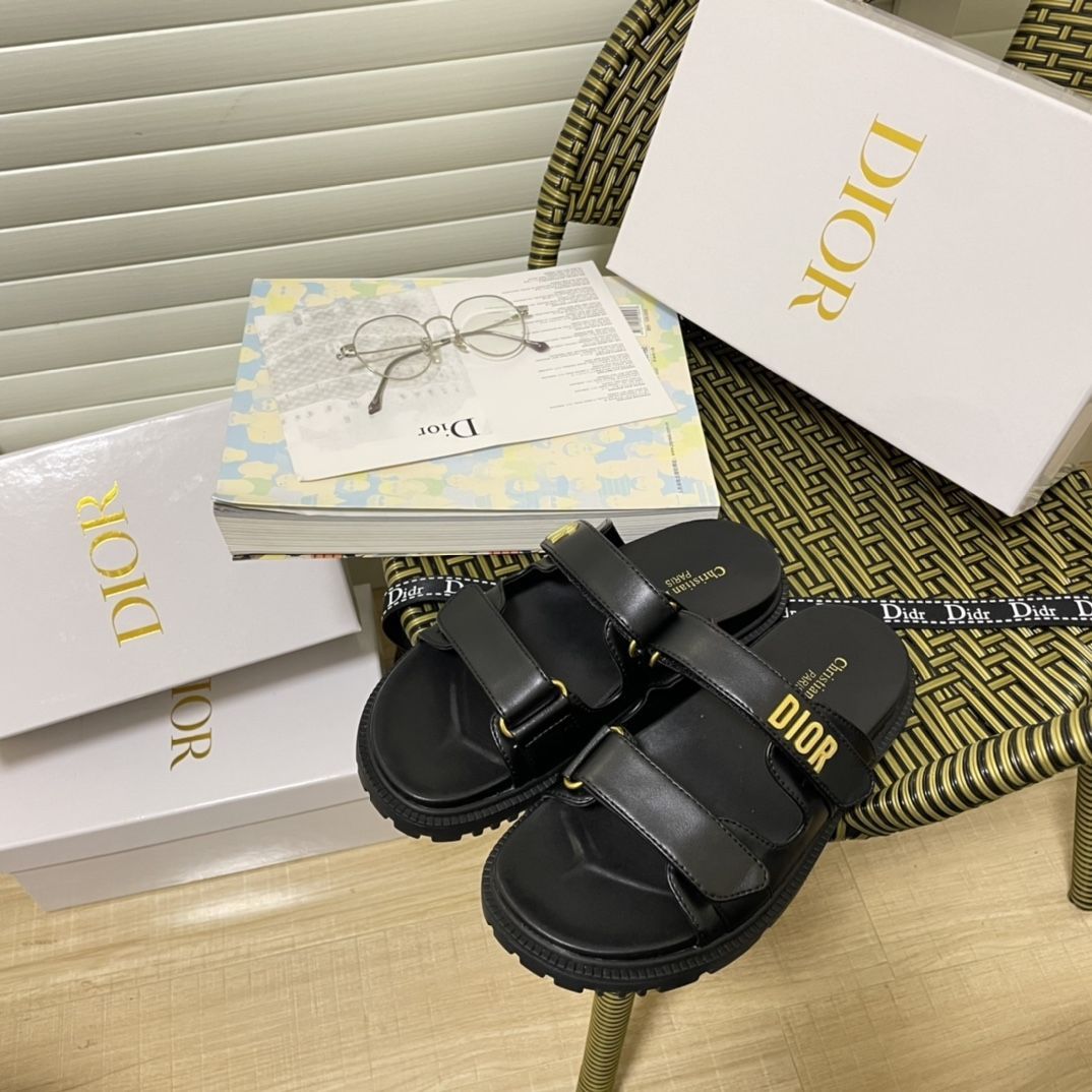 【Dior】Dioract Slide サンダル ロゴ 主役級の足元 Lambskin