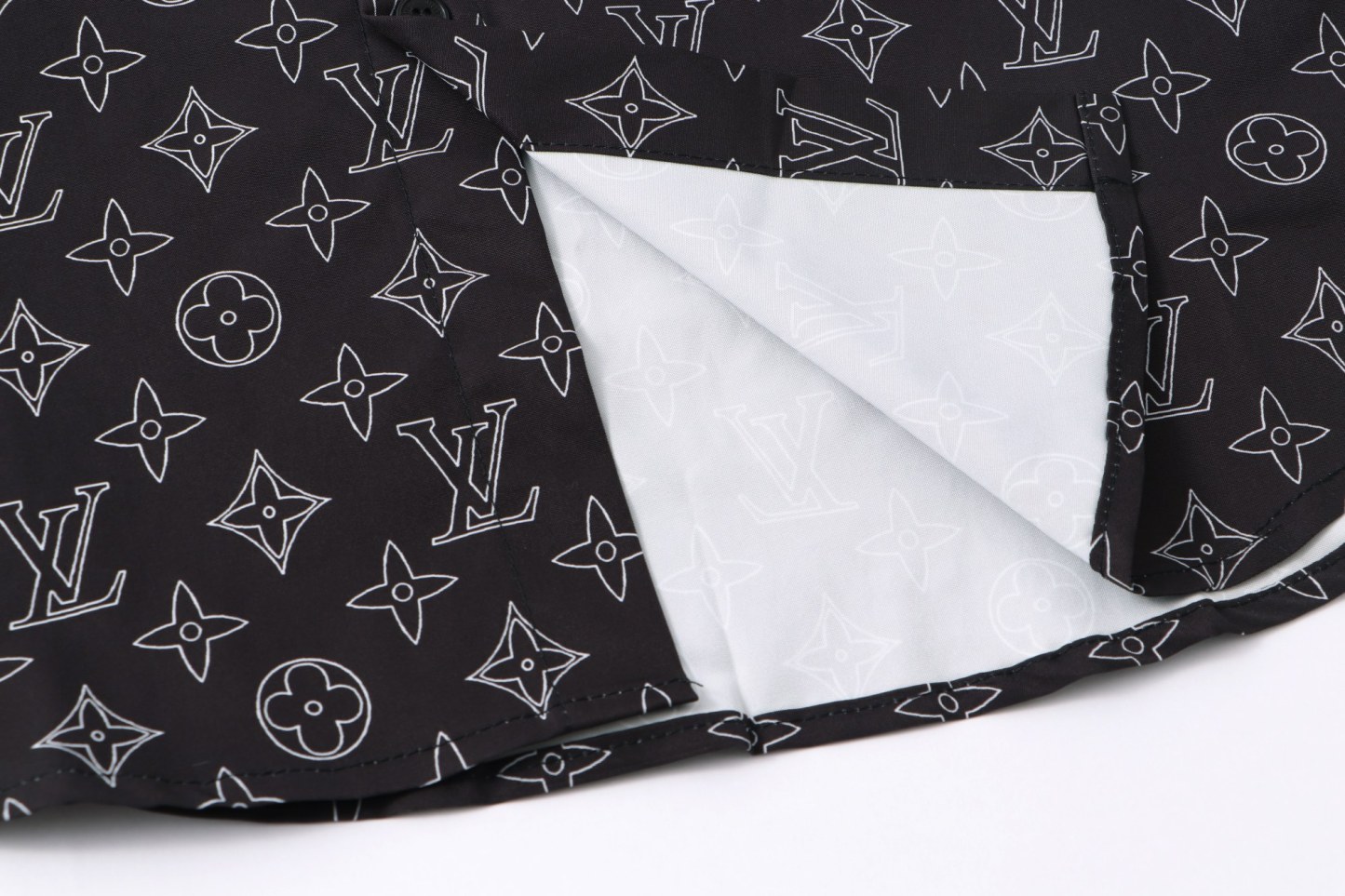 【LOUIS VUITTON】長袖シャツ