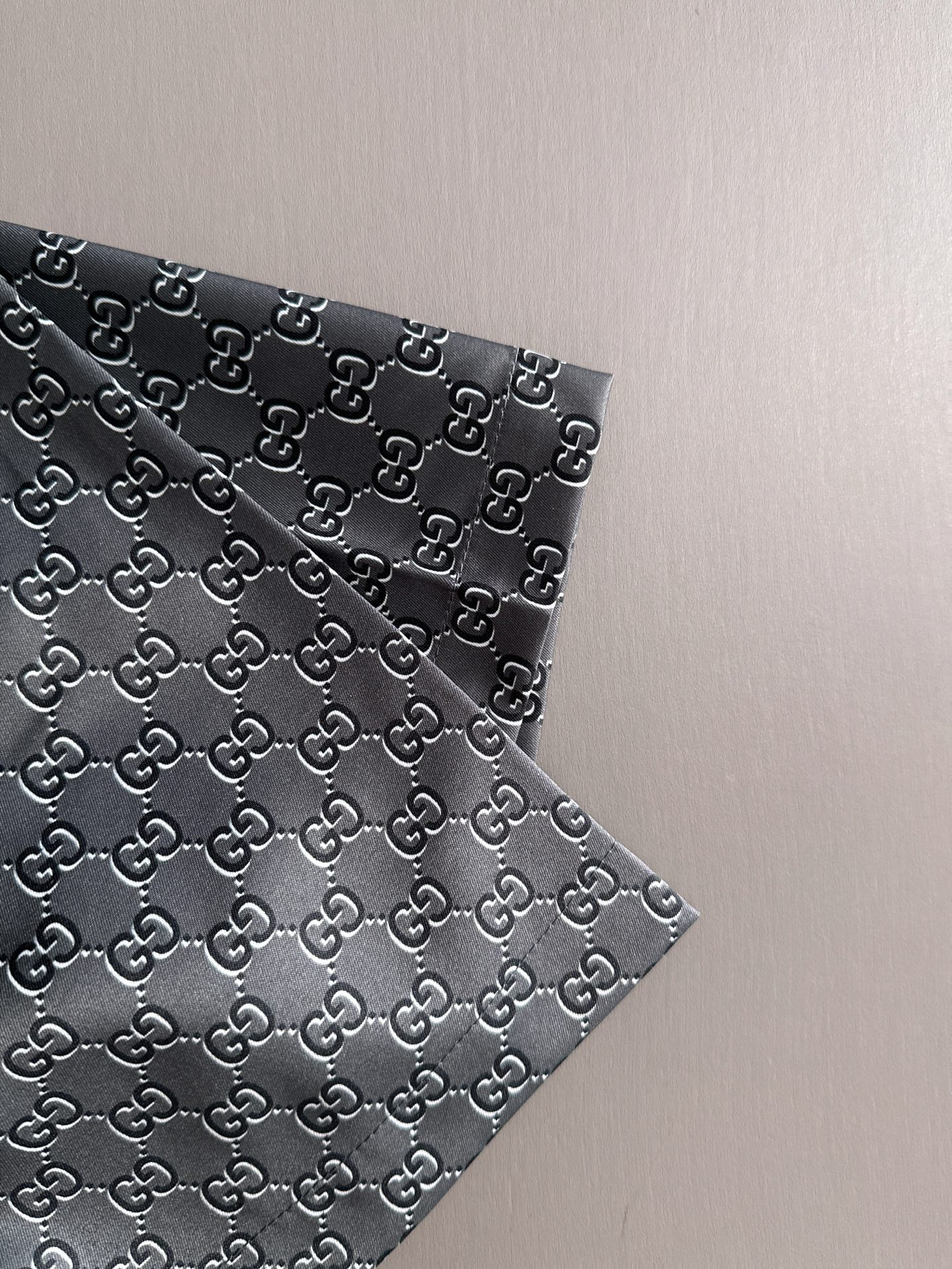 【GUCCI】半袖シャツショートパンツ セットアップ