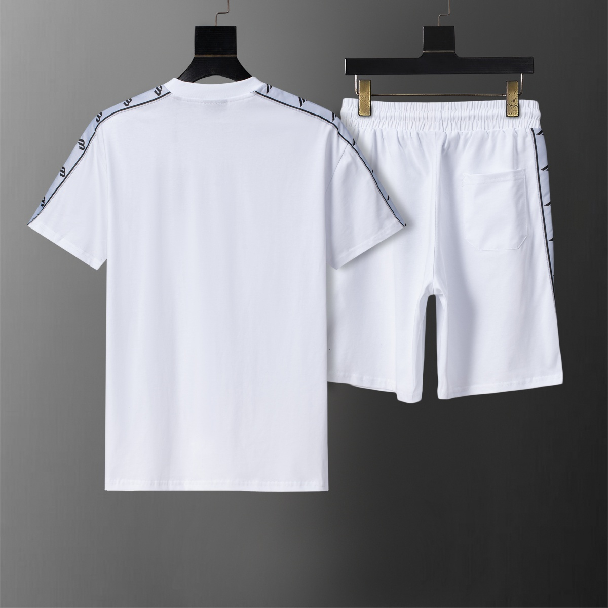 【BALENCIAGA】半袖T シャツショートパンツ セットアップ