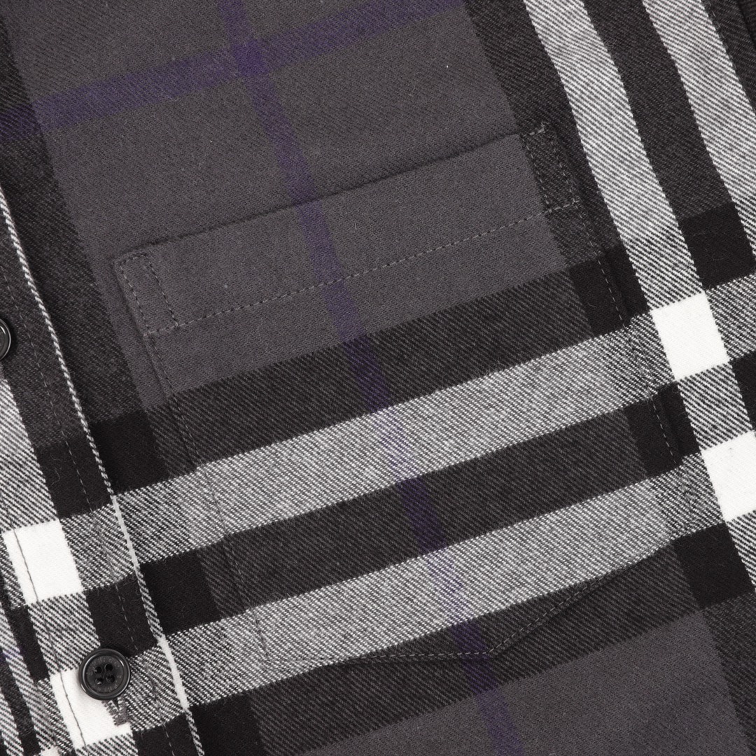 【BURBERRY 公式旗艦店】バーバリー シャツ ご好評に付き再入荷 241119