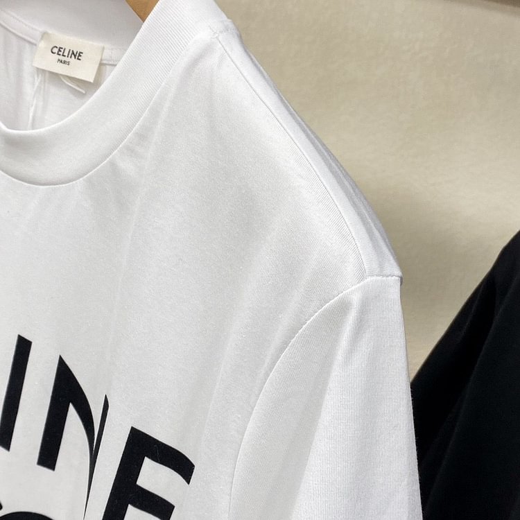 【CELINE】（セリーヌ）男女兼用、ご好評に付き再入荷！