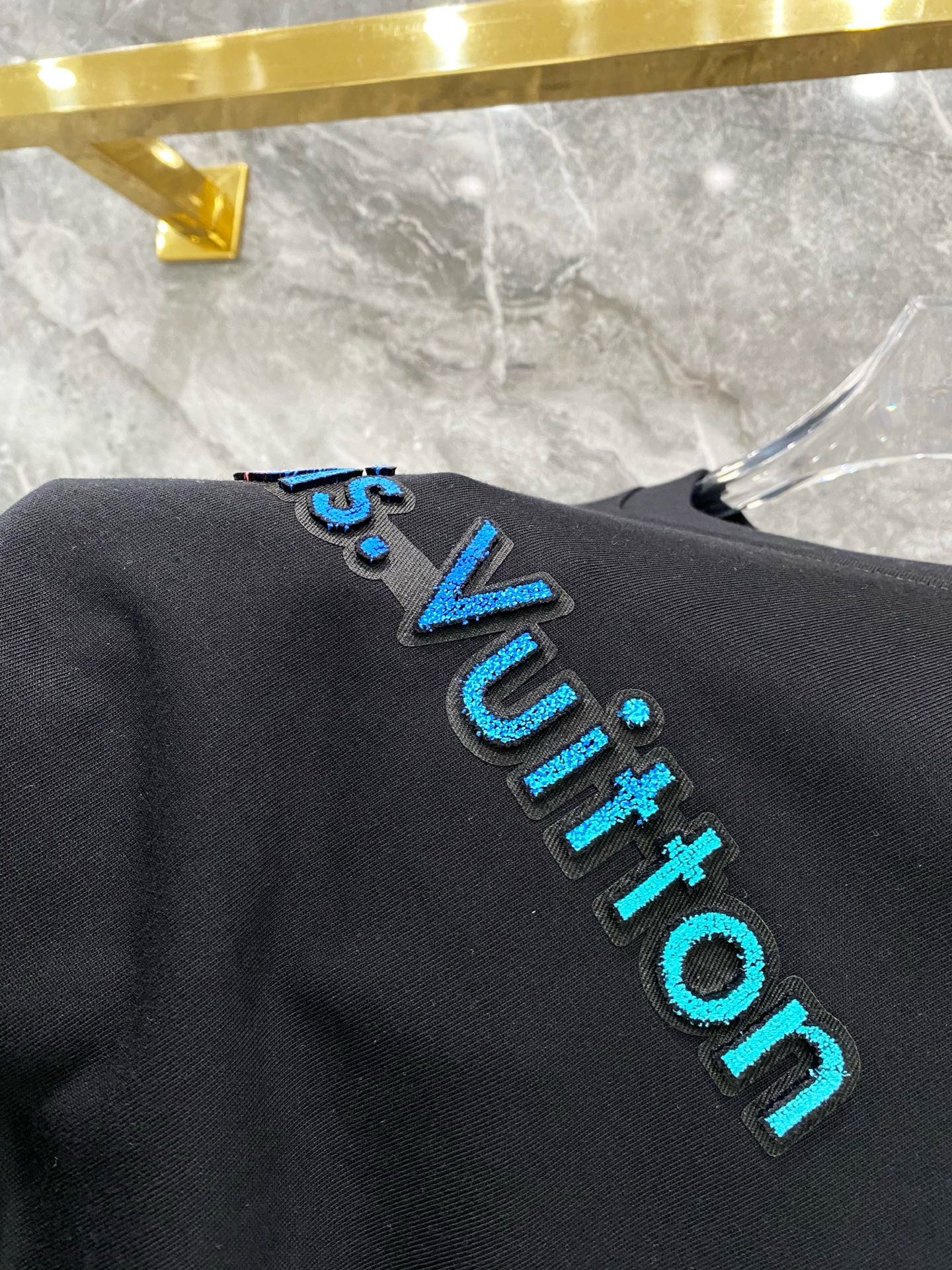 【LOUIS VUITTON】半袖T シャツショートパンツ セットアップ
