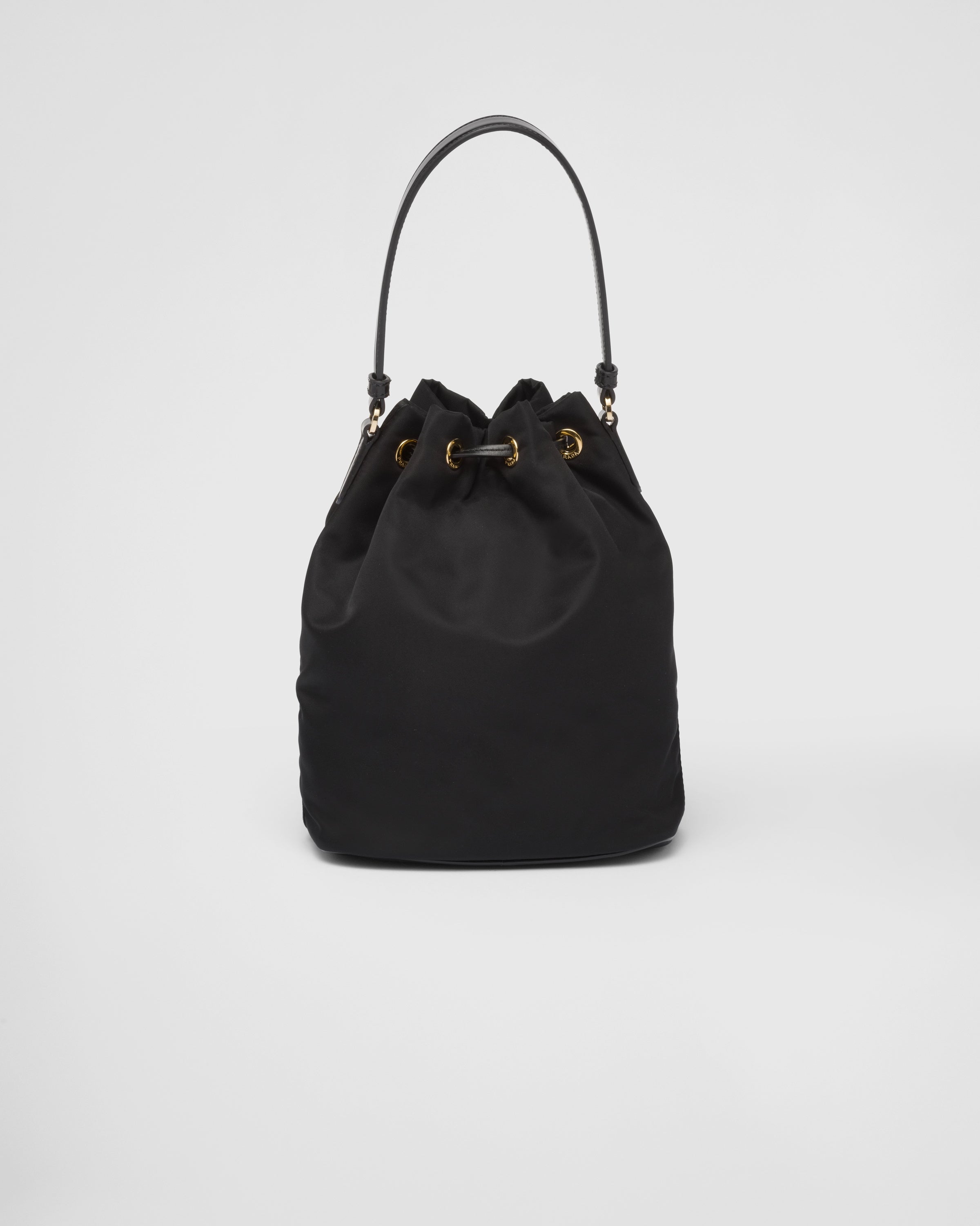 Re-Nylon xブラッシュドレザー バッグ