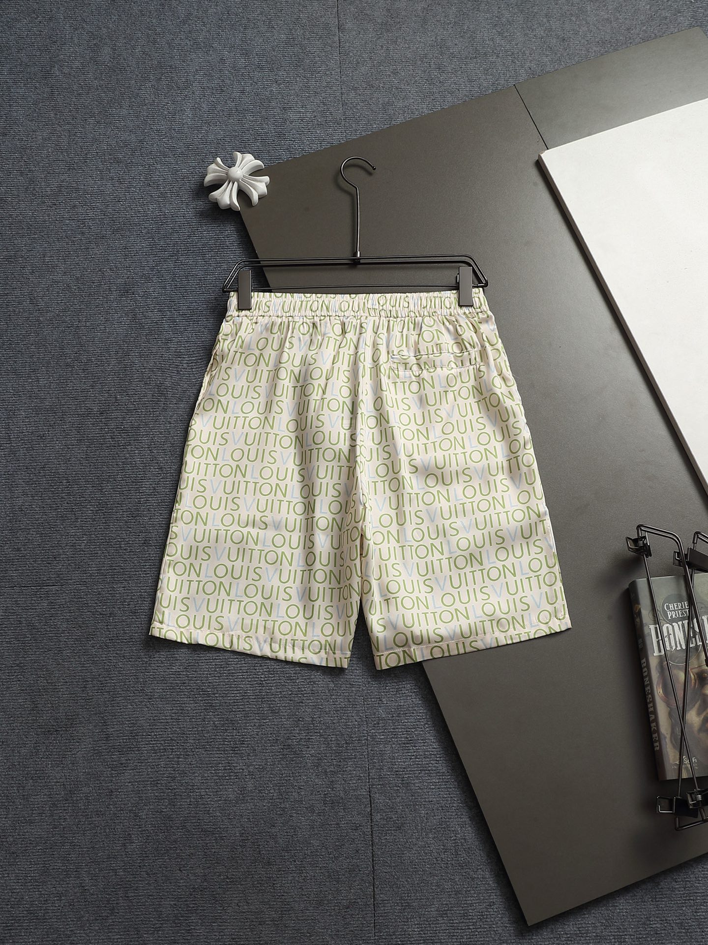 【LOUIS VUITTON】半袖シャツショートパンツ セットアップ
